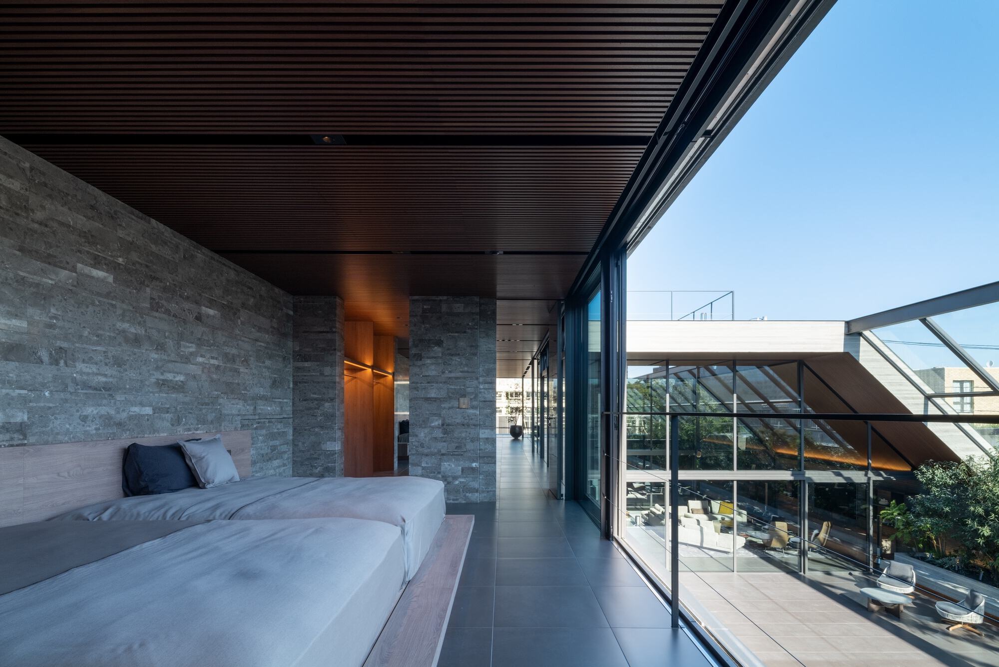 Eternity House / APOLLO Architects & Associates