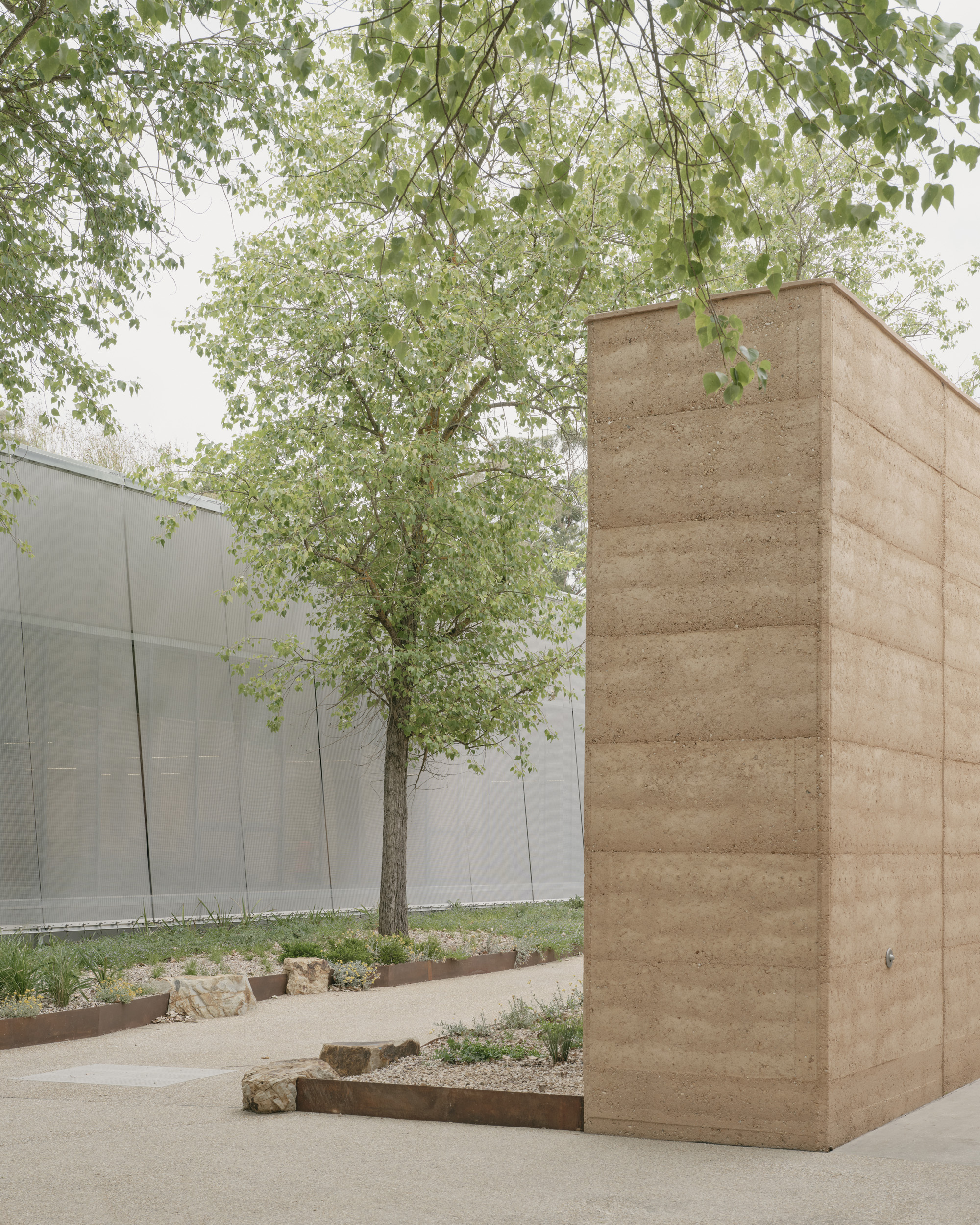 Центр Eva and Marc Besen Centre / Kerstin Thompson Architects