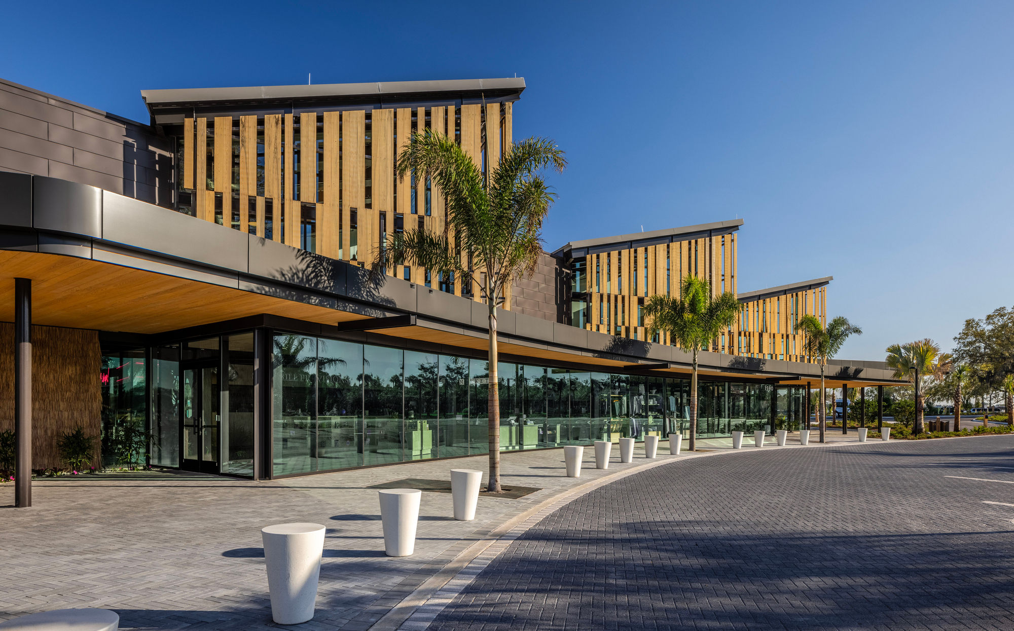 Resort Guest Amenities Building / Poik Stanley Wilcox Architects