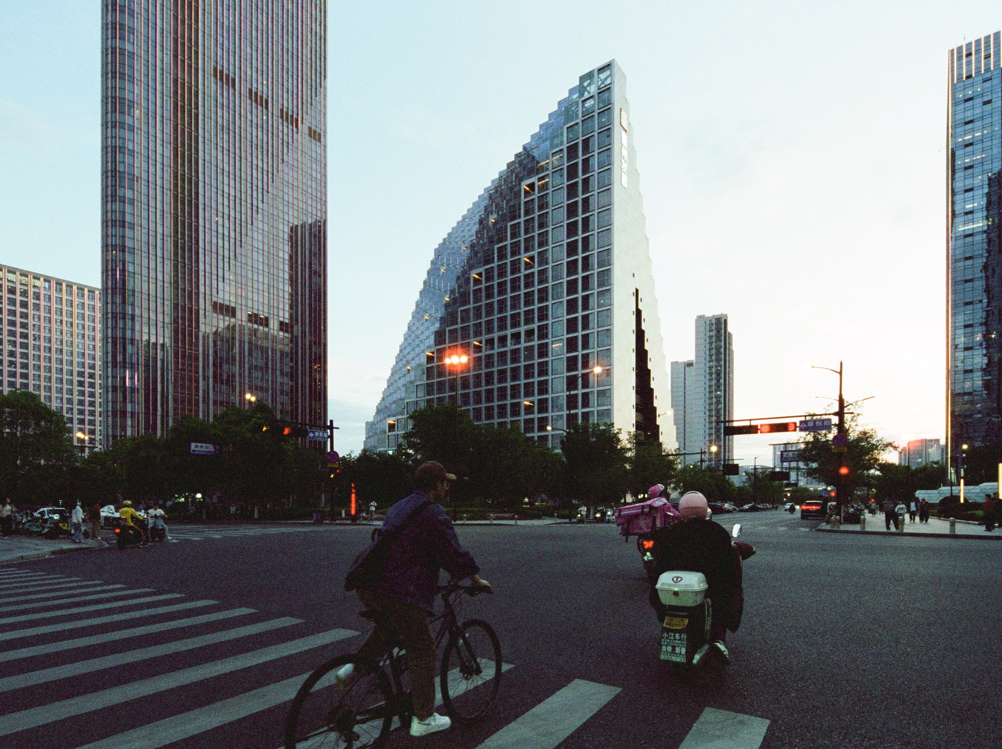 Hangzhou Prism / OMA — проект многофункционального комплекса в Ханчжоу