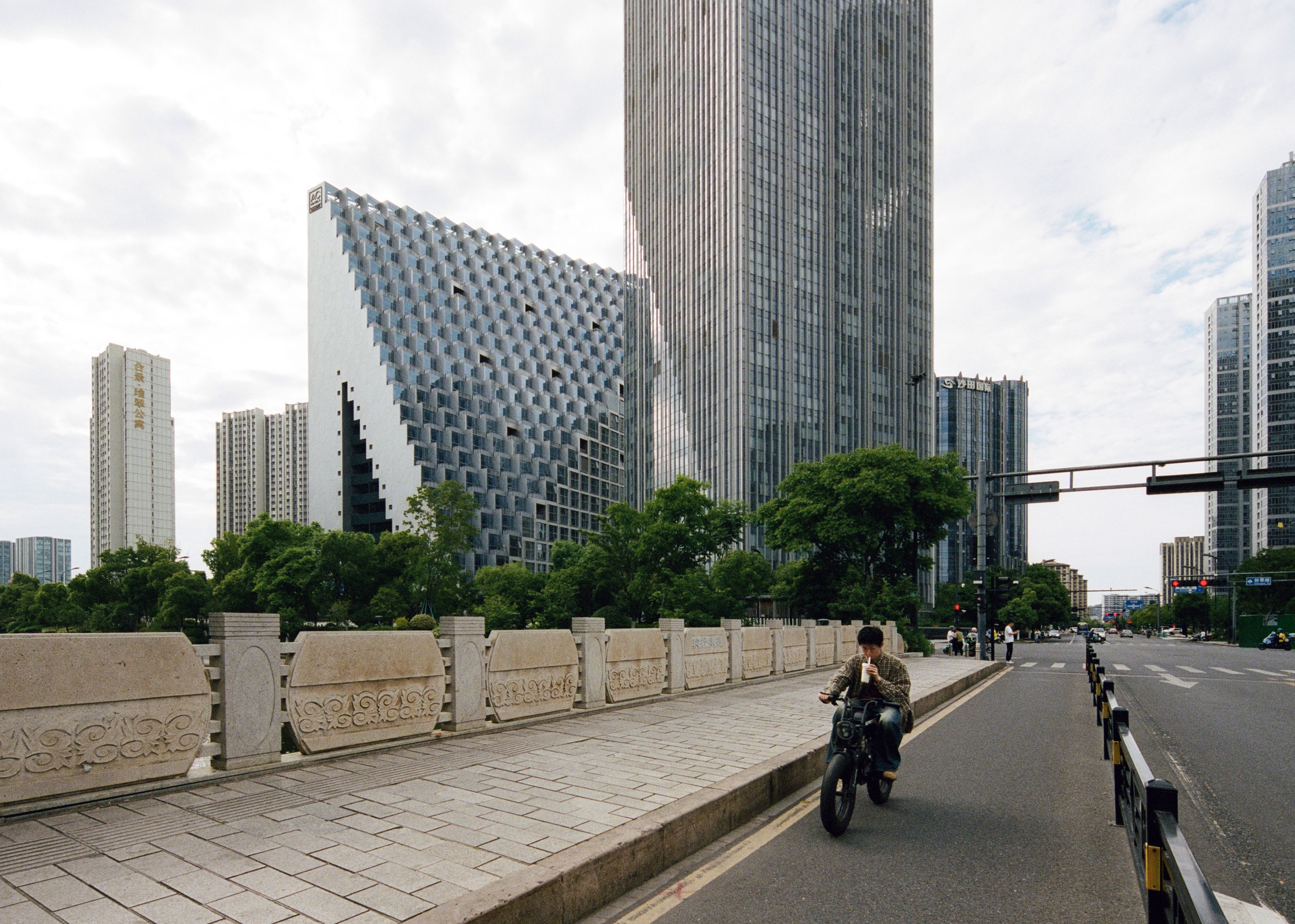 Hangzhou Prism / OMA — проект многофункционального комплекса в Ханчжоу