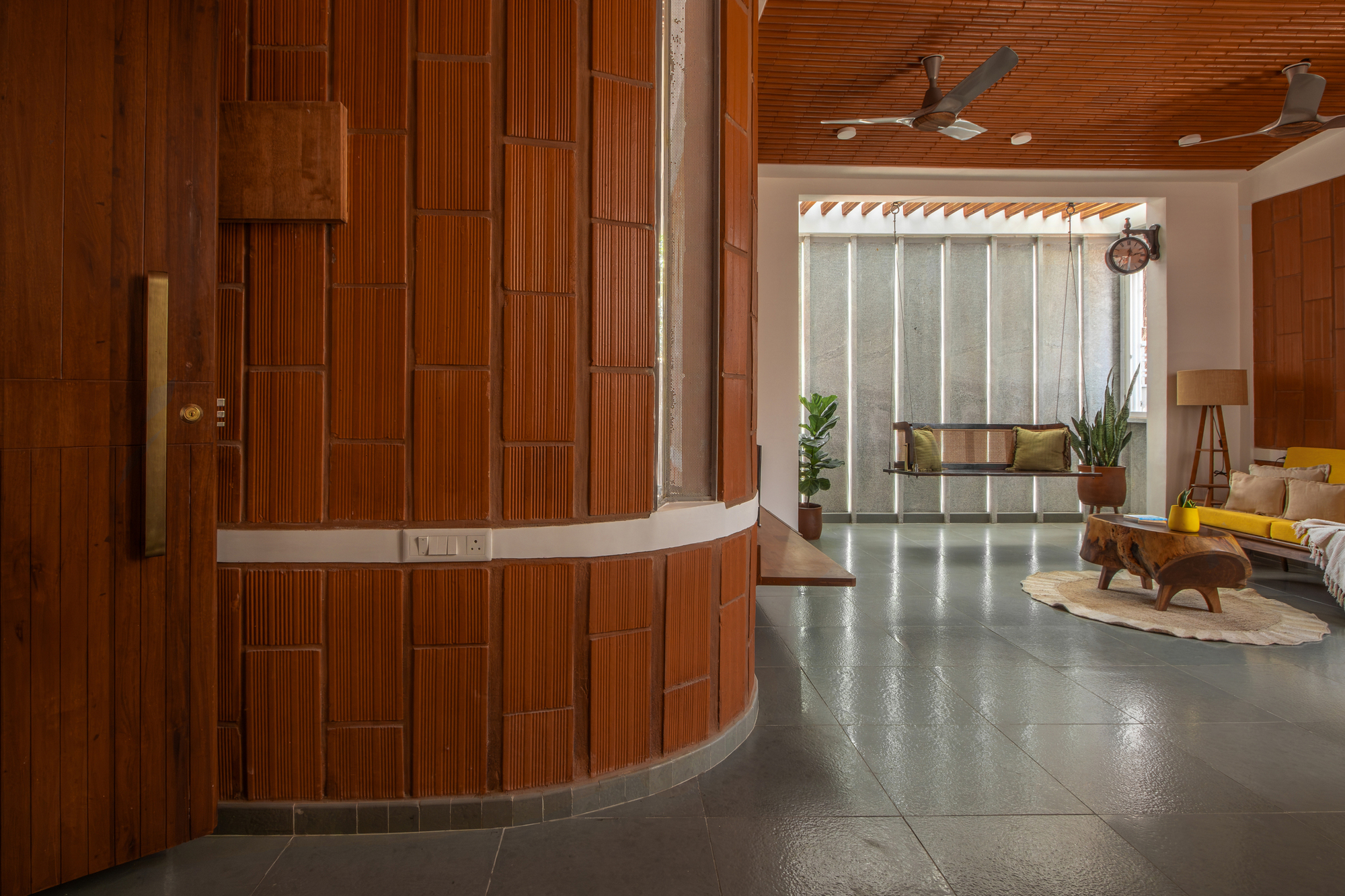 Nalme House / Wright Inspires