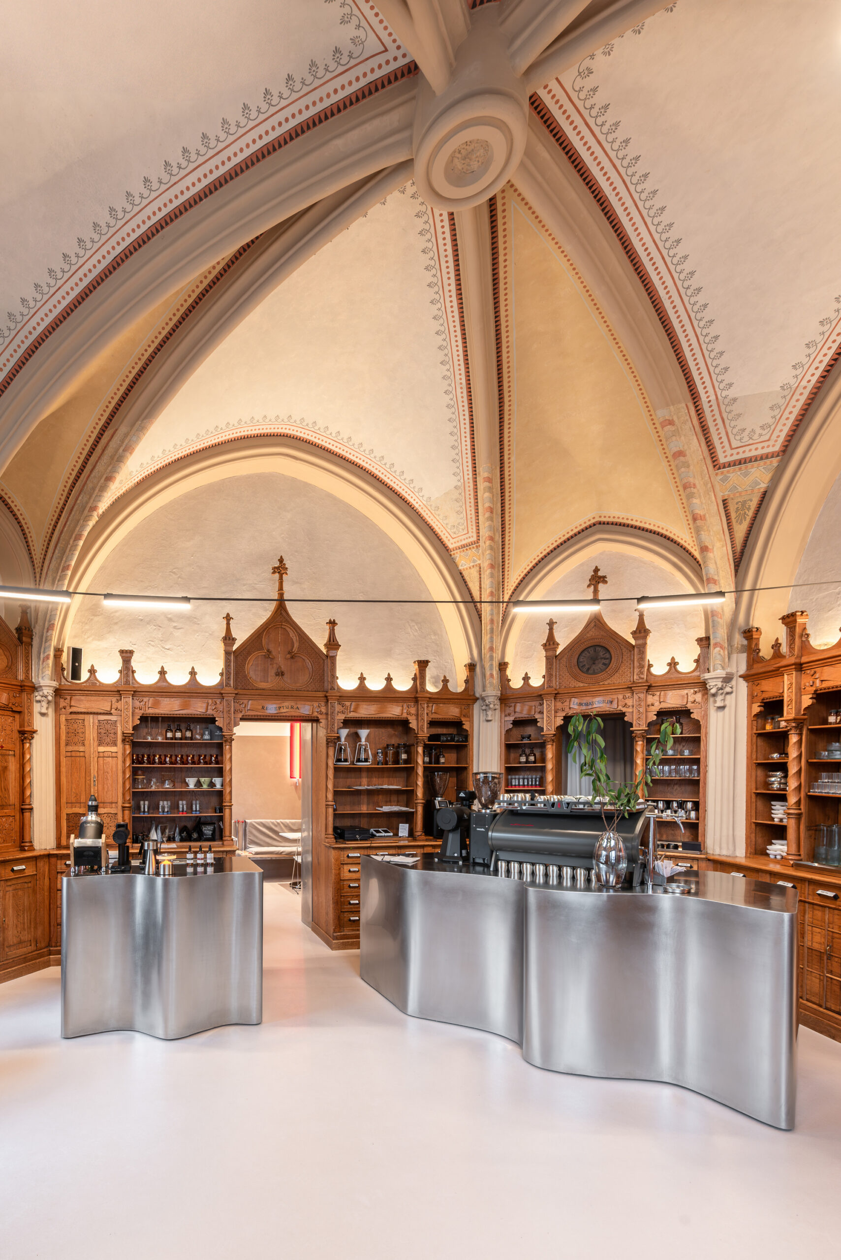 Laboratorium Coffee Shop / EktraArhitectura