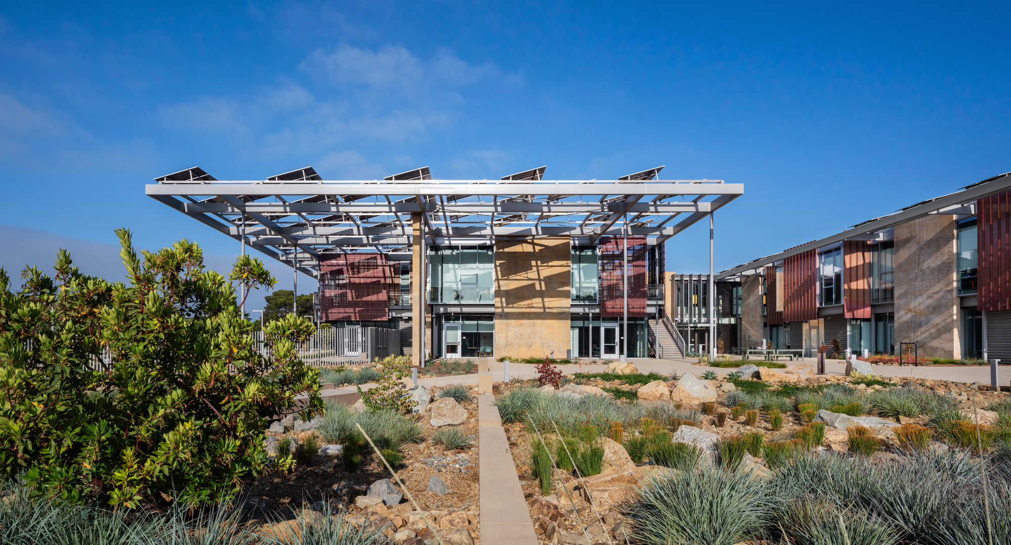 Malibu High School / KoningEizenberg Architecture