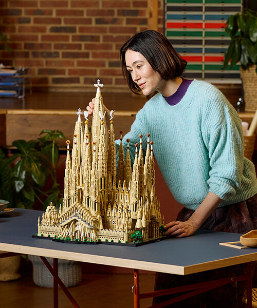 LEGO представила набор Sagrada Família из 12 060 деталей