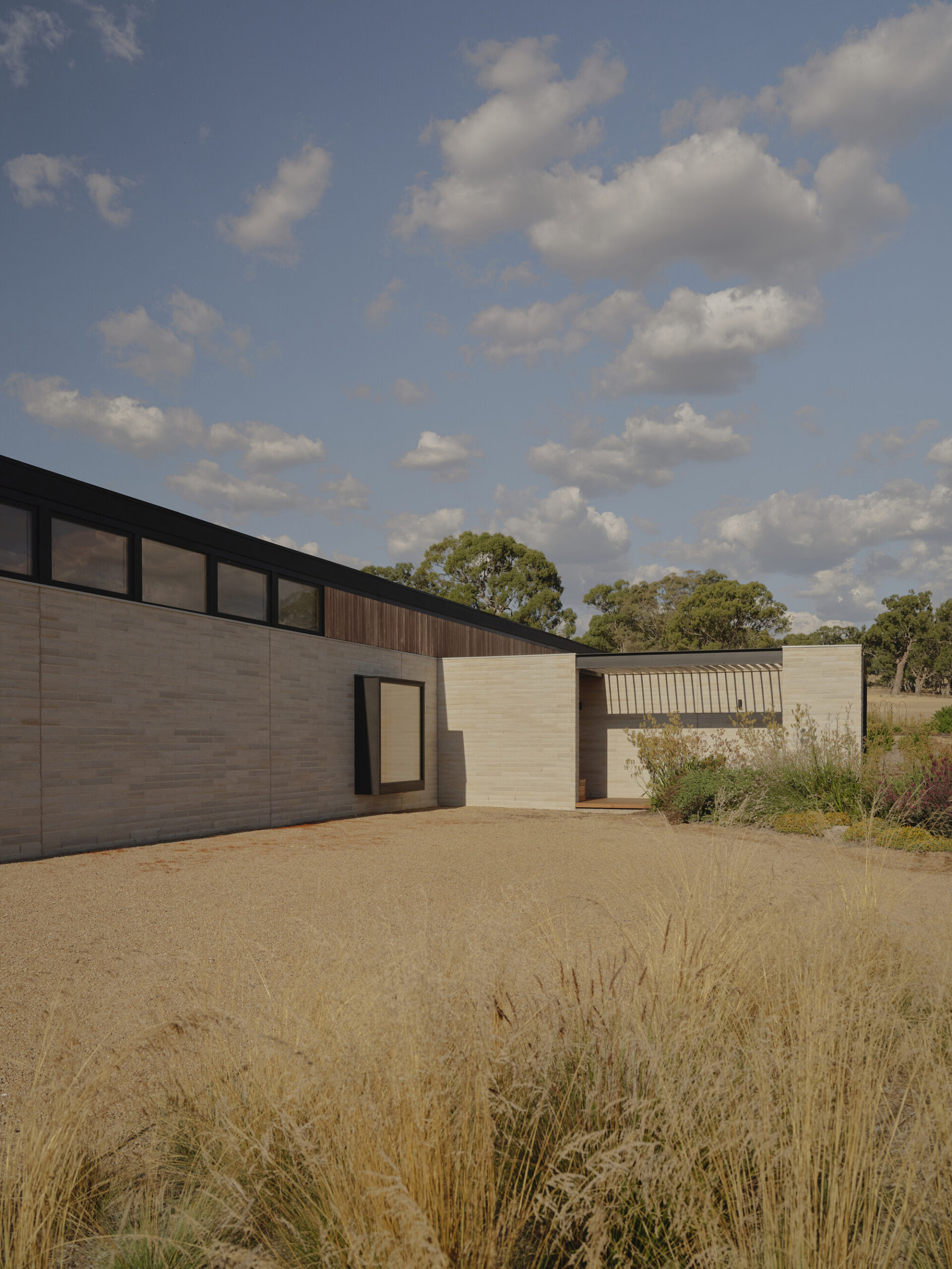 Mansfield House / Field Office Architecture