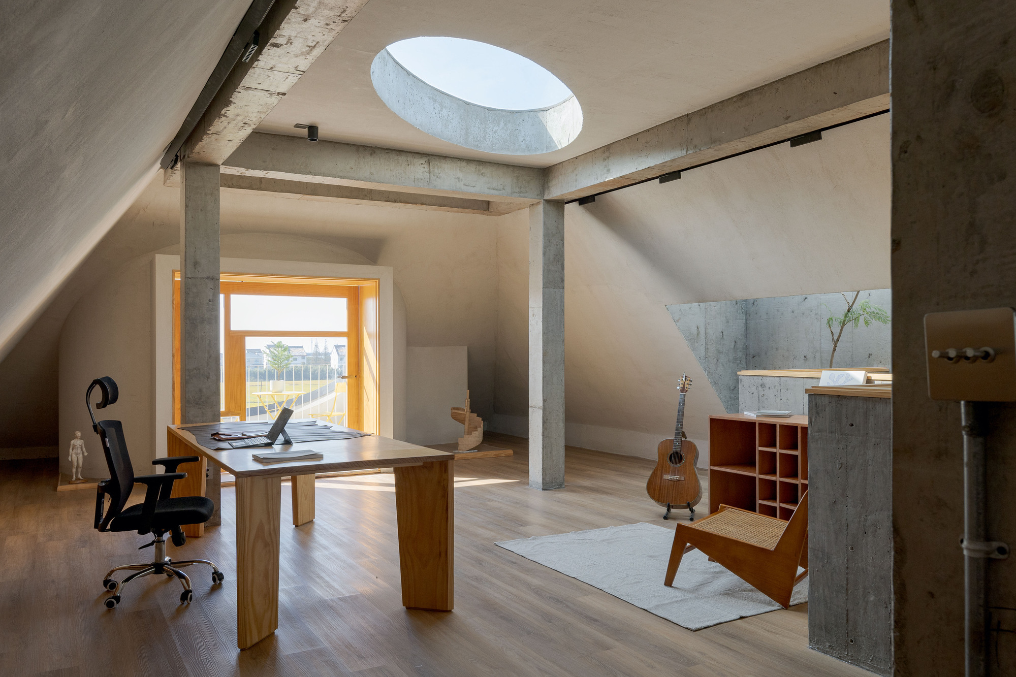 Mini South Villa / Dispacement Architectural Design