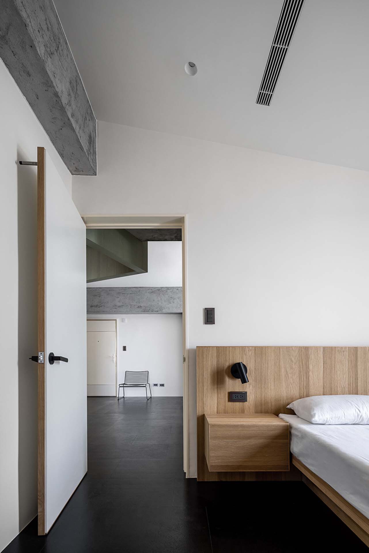 Flat for One / Metrics Architecture Studio