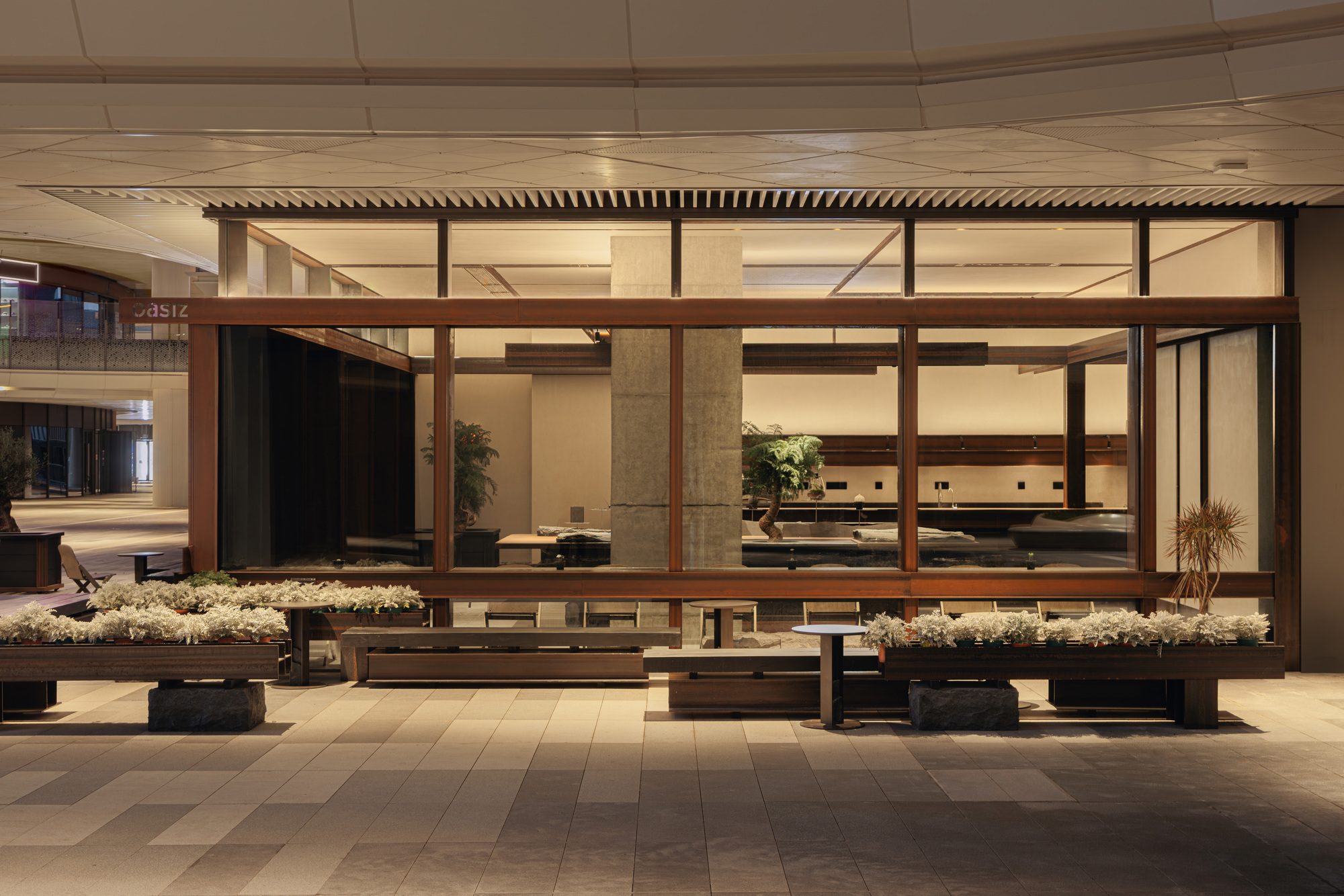OASIZ / Ruhaus Studio