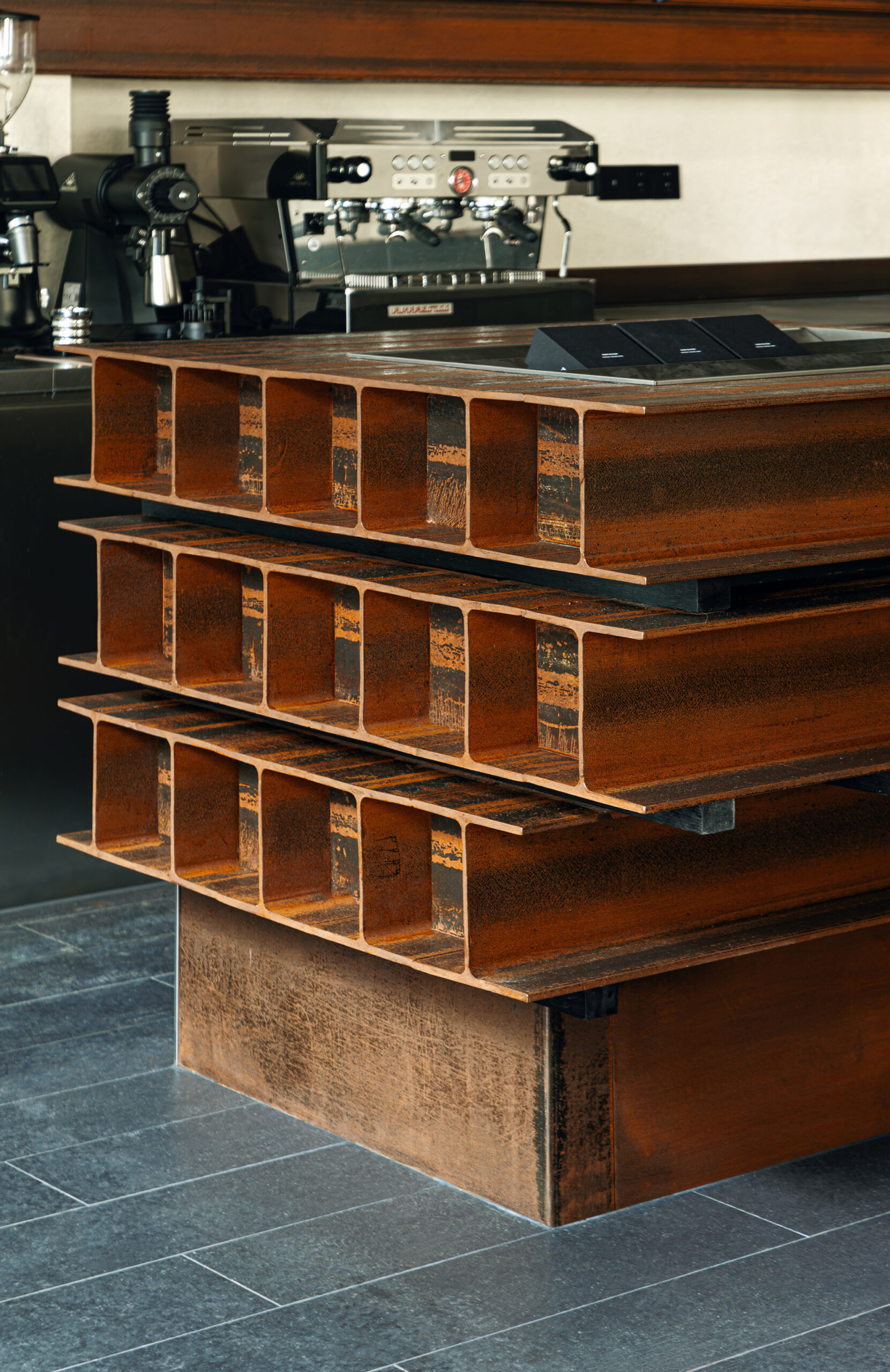 OASIZ / Ruhaus Studio