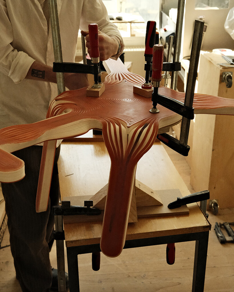 После 3D-печати: Bend Chair и Bend Stool студии Oberdoerfer & Krebs