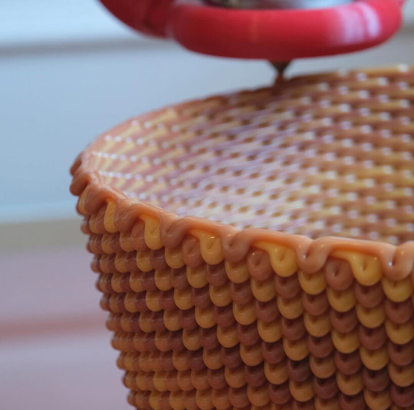 После 3D-печати: Bend Chair и Bend Stool студии Oberdoerfer & Krebs