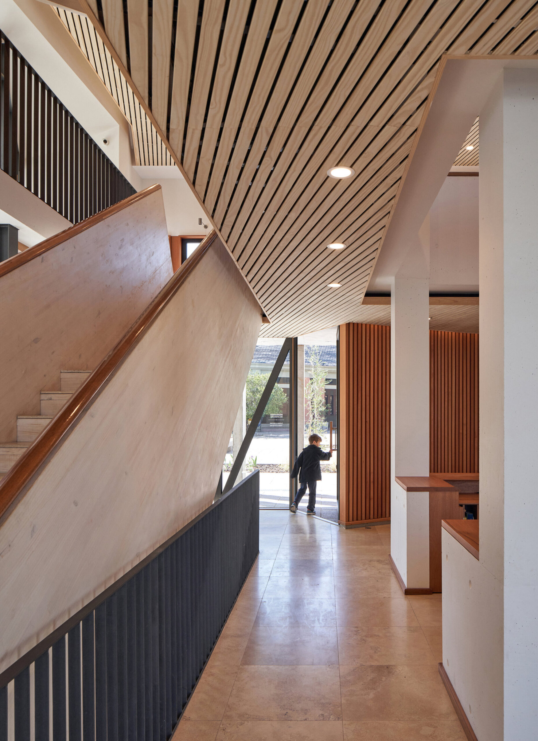 Павильон школьной библиотеки Tabancura School / José Ignacio Valdivieso