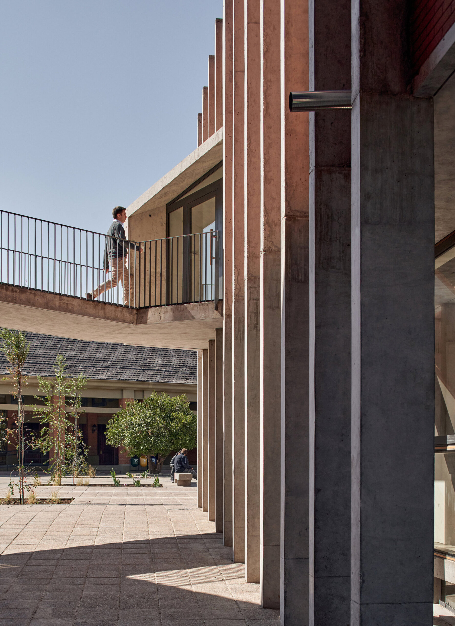 Павильон школьной библиотеки Tabancura School / José Ignacio Valdivieso