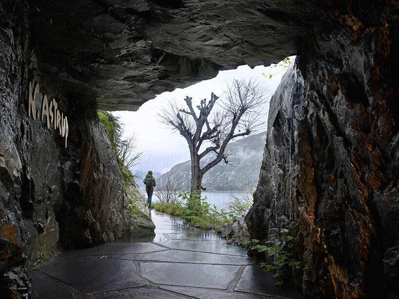 PAX предлагает музей «The Cave», встроенный в фьордовый ландшафт Норвегии