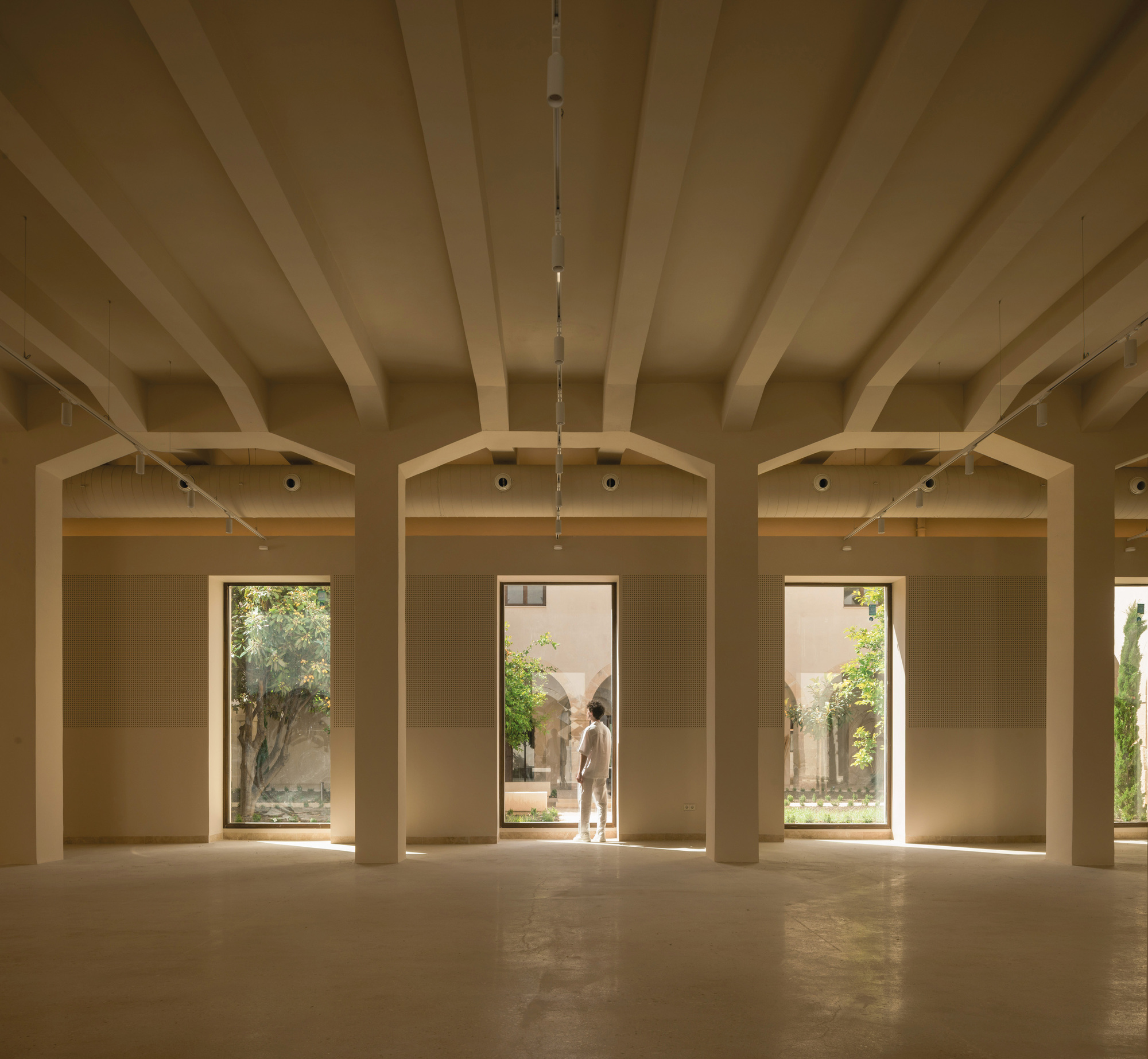 Las Cigarreras Industrial Complex / Ramón Esteve Estudio
