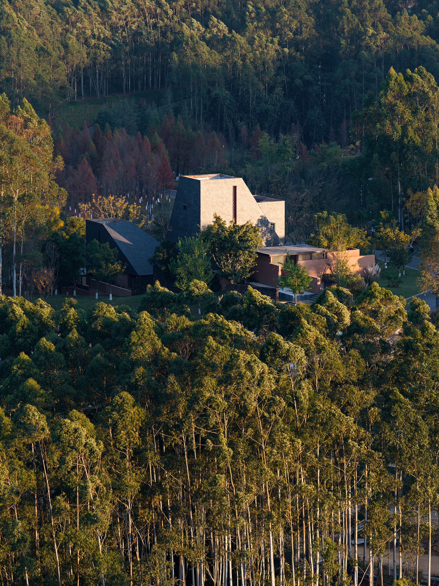 Red Valley Dwellings / line+ studio