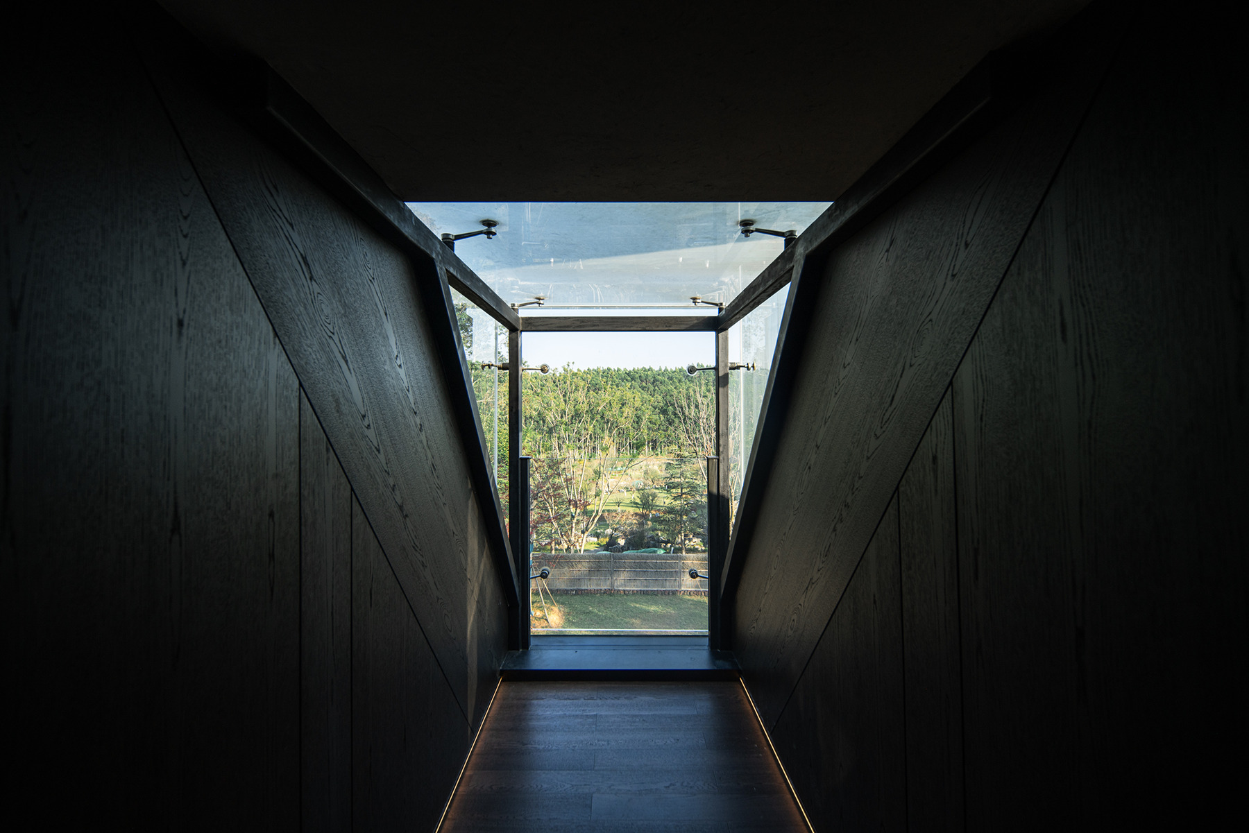 Red Valley Dwellings / line+ studio