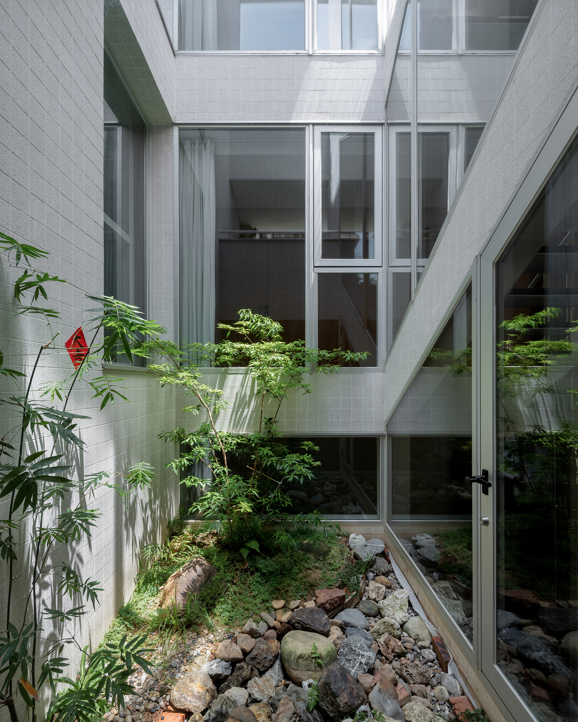 Реконструкция «Homestead Land» в Шэньчжэнь Шацзин / MOZHAO ARCHITECTS