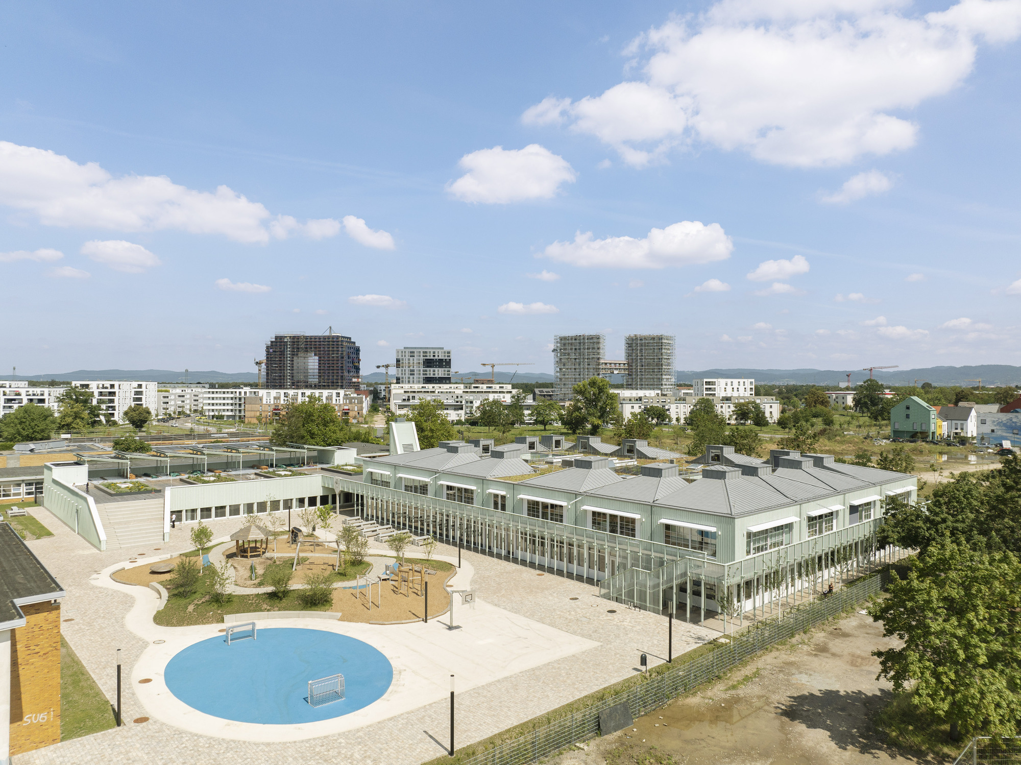 Primary School Franklin / LRO GmbH & Co. KG Freie Architekten BDA