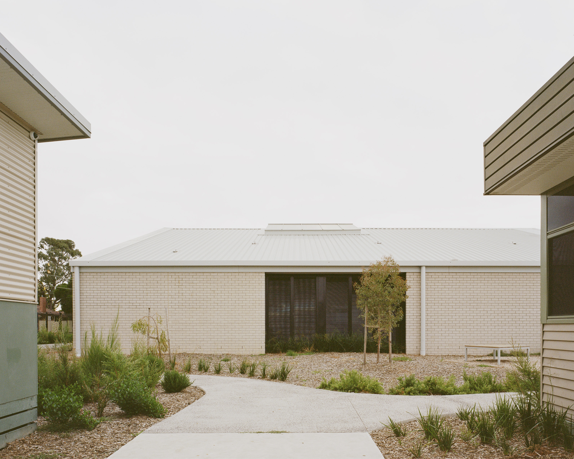 Meadows Primary School / Project 12 Architecture
