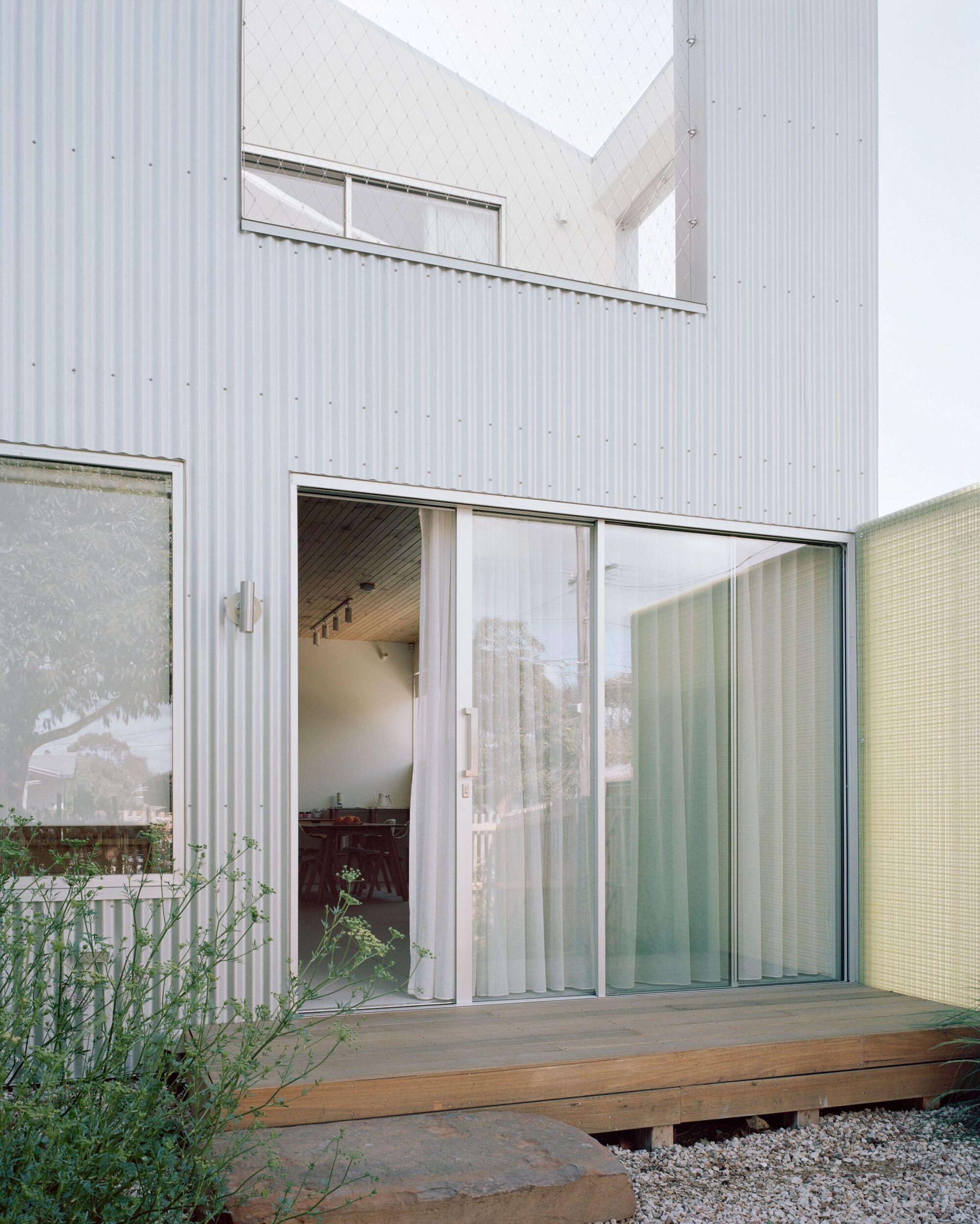 Shand Road Townhouse / Ys Housing — четырёхсекционный таунхаусный пилот для средней плотности застройки в Мельбурне