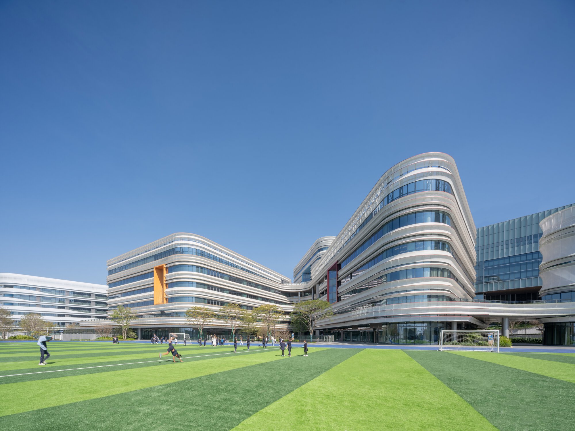 Shenzhen Mingwan School / Perkins&Will