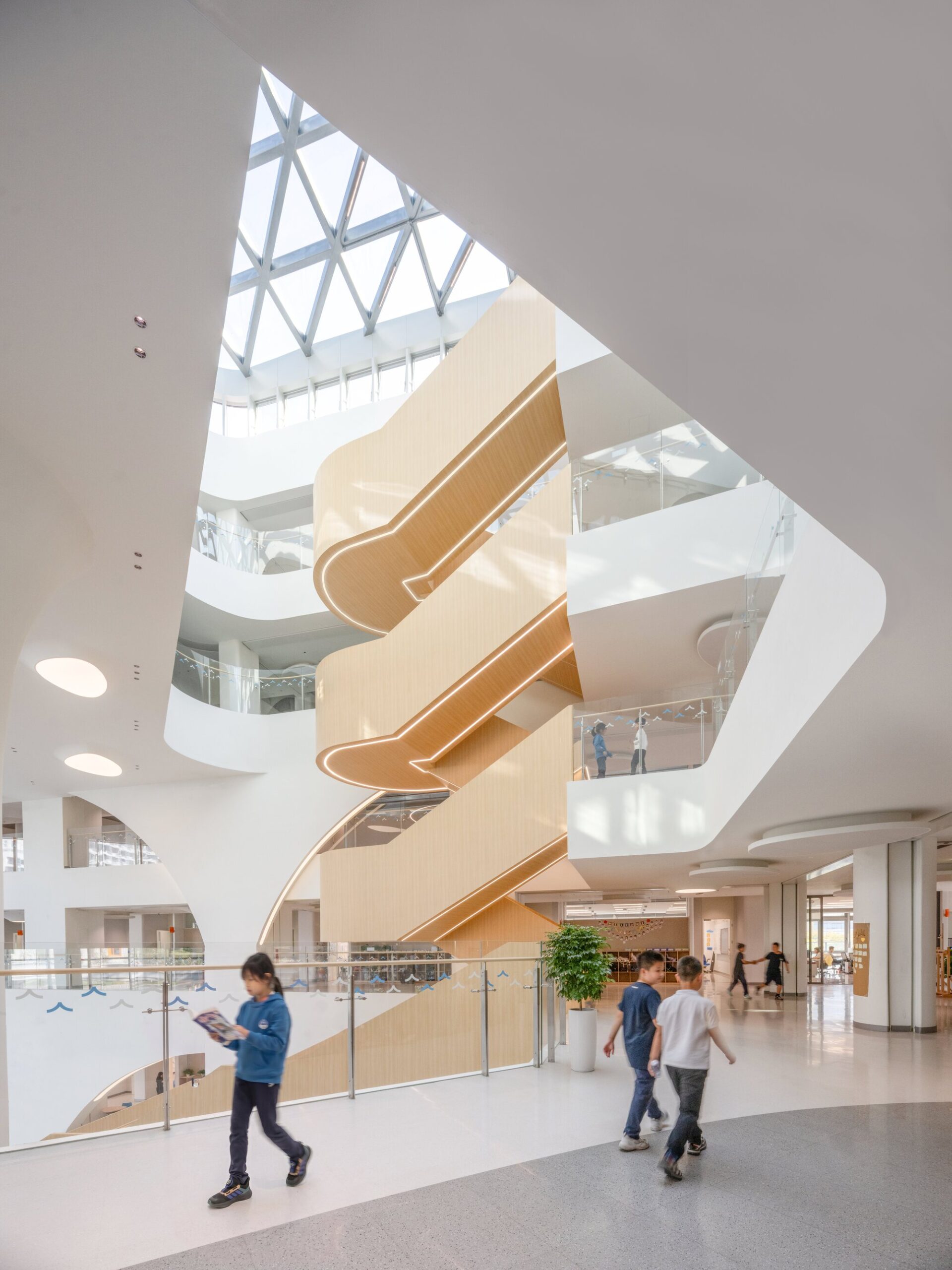 Shenzhen Mingwan School / Perkins&Will