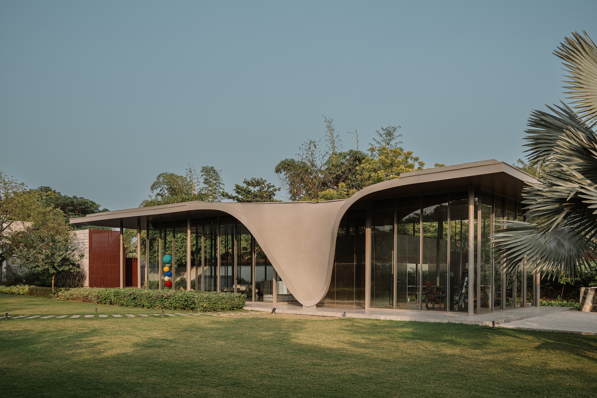 The Dip Pavilion / andblack design studio