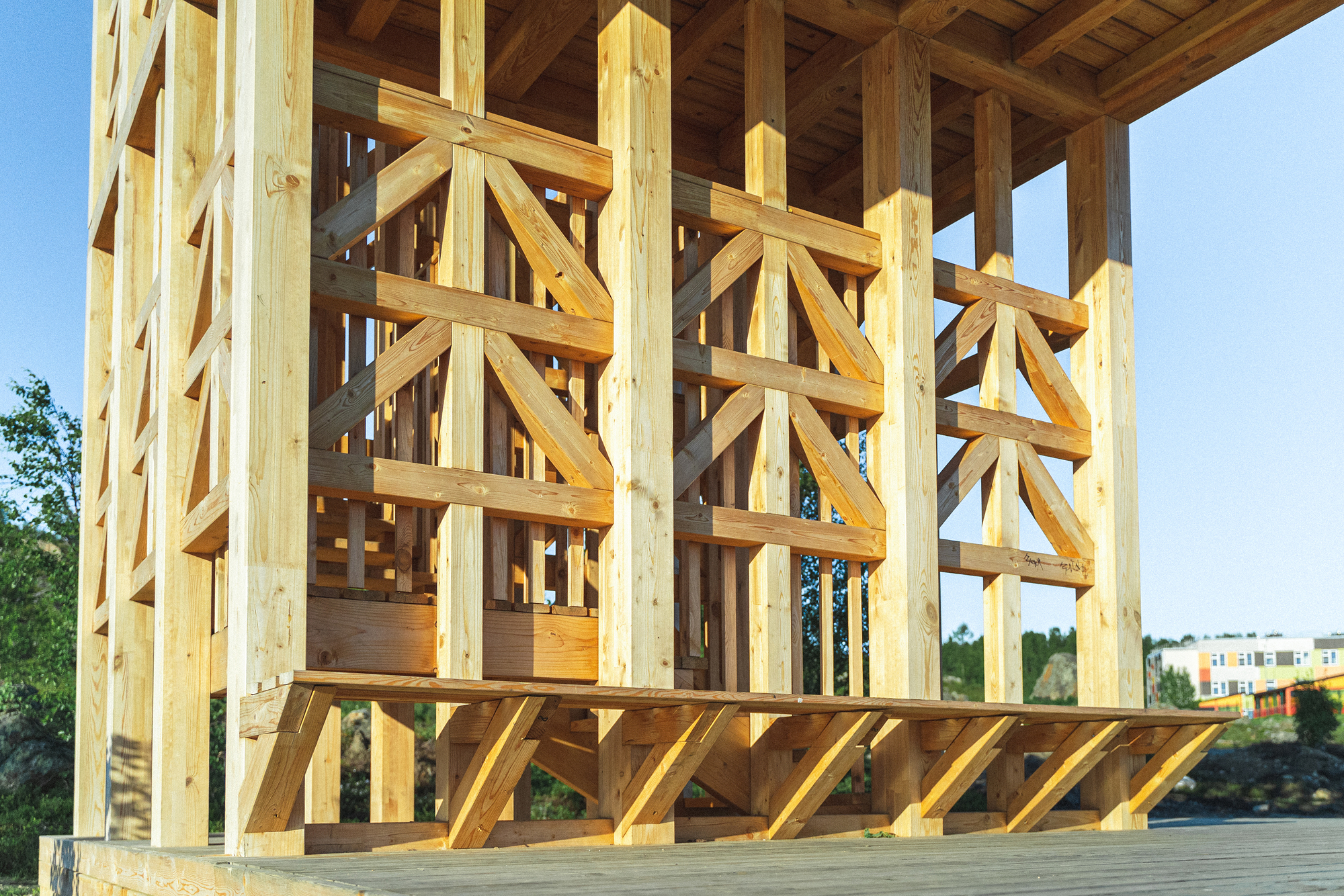 Смотровая площадка у Кольского залива / Evgeny Makarenko’s Timber Architecture Workshop