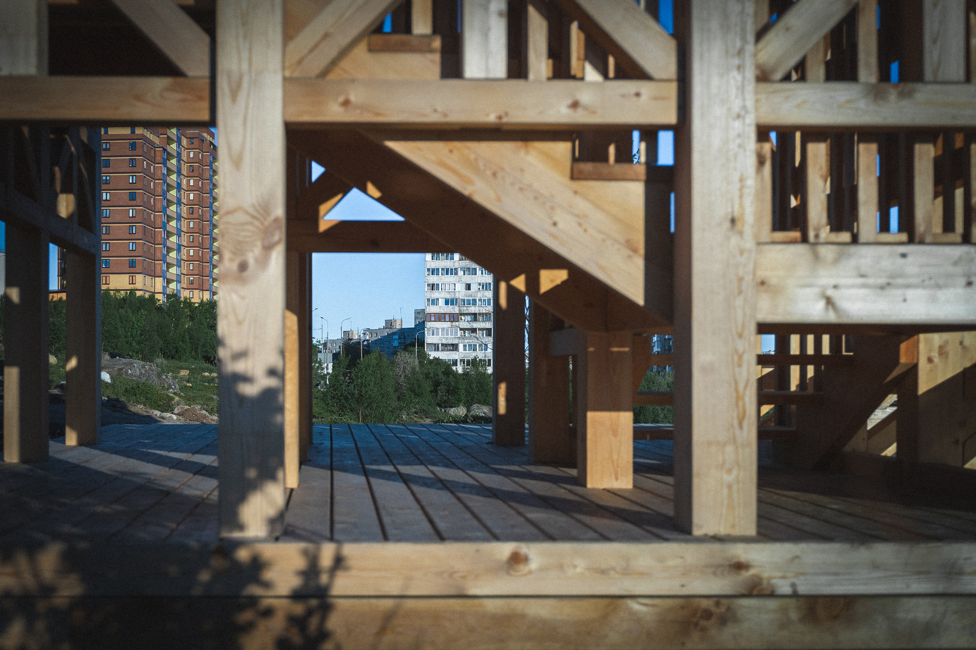 Смотровая площадка у Кольского залива / Evgeny Makarenko’s Timber Architecture Workshop