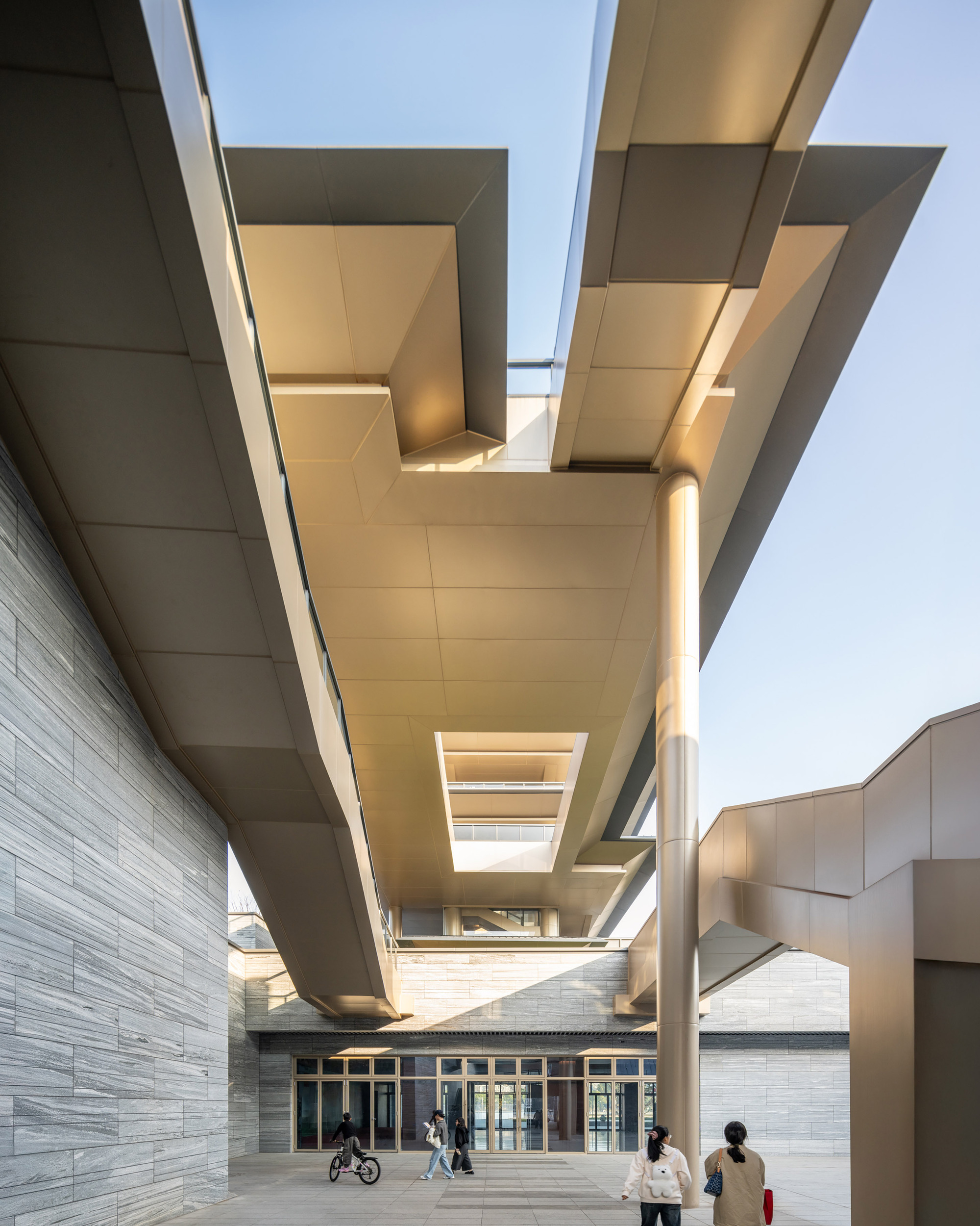 Jiangshan Tonglumen Urban Terrace / gad