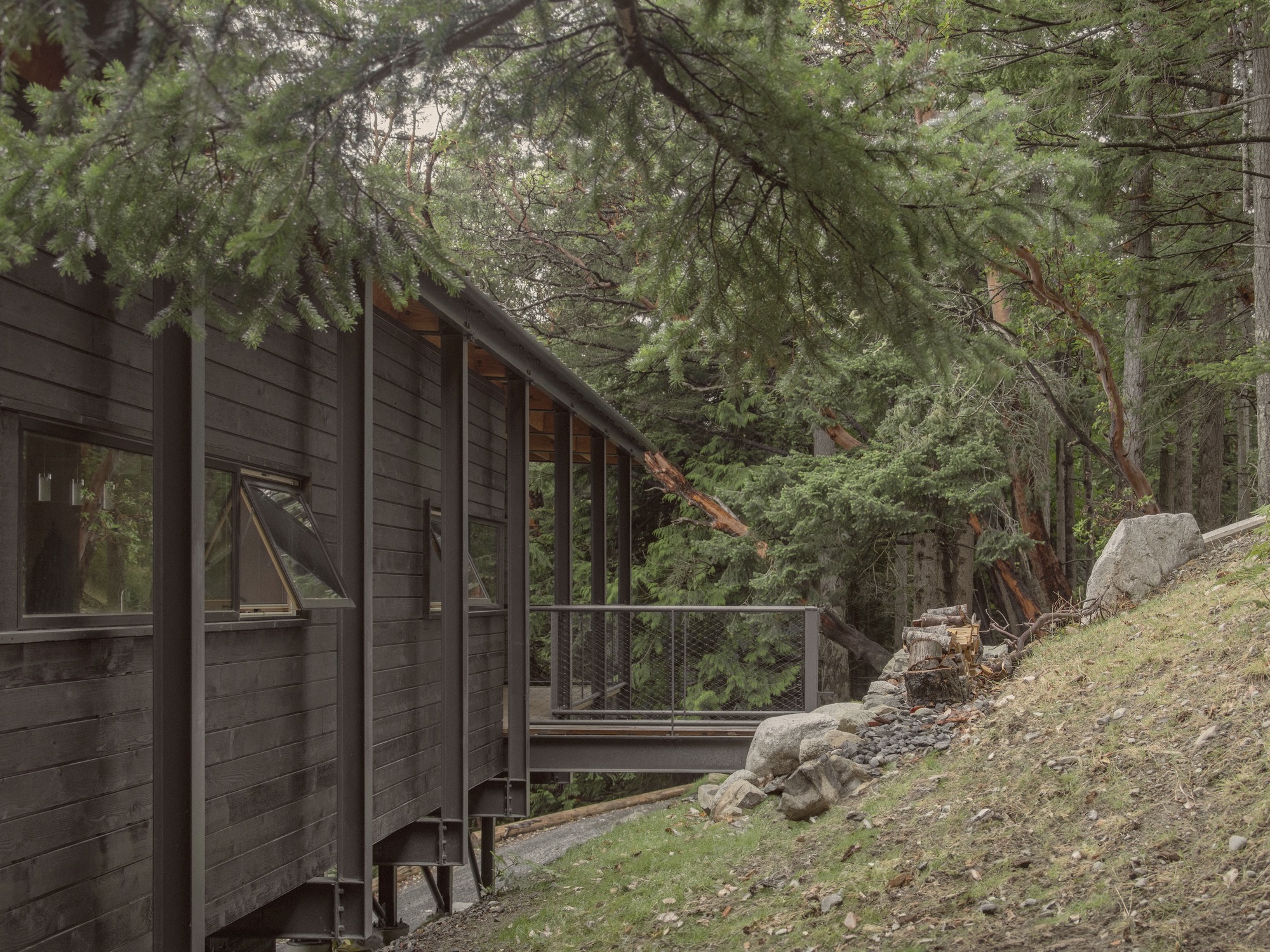 Trestle Cabin / Miller Hull Partnership