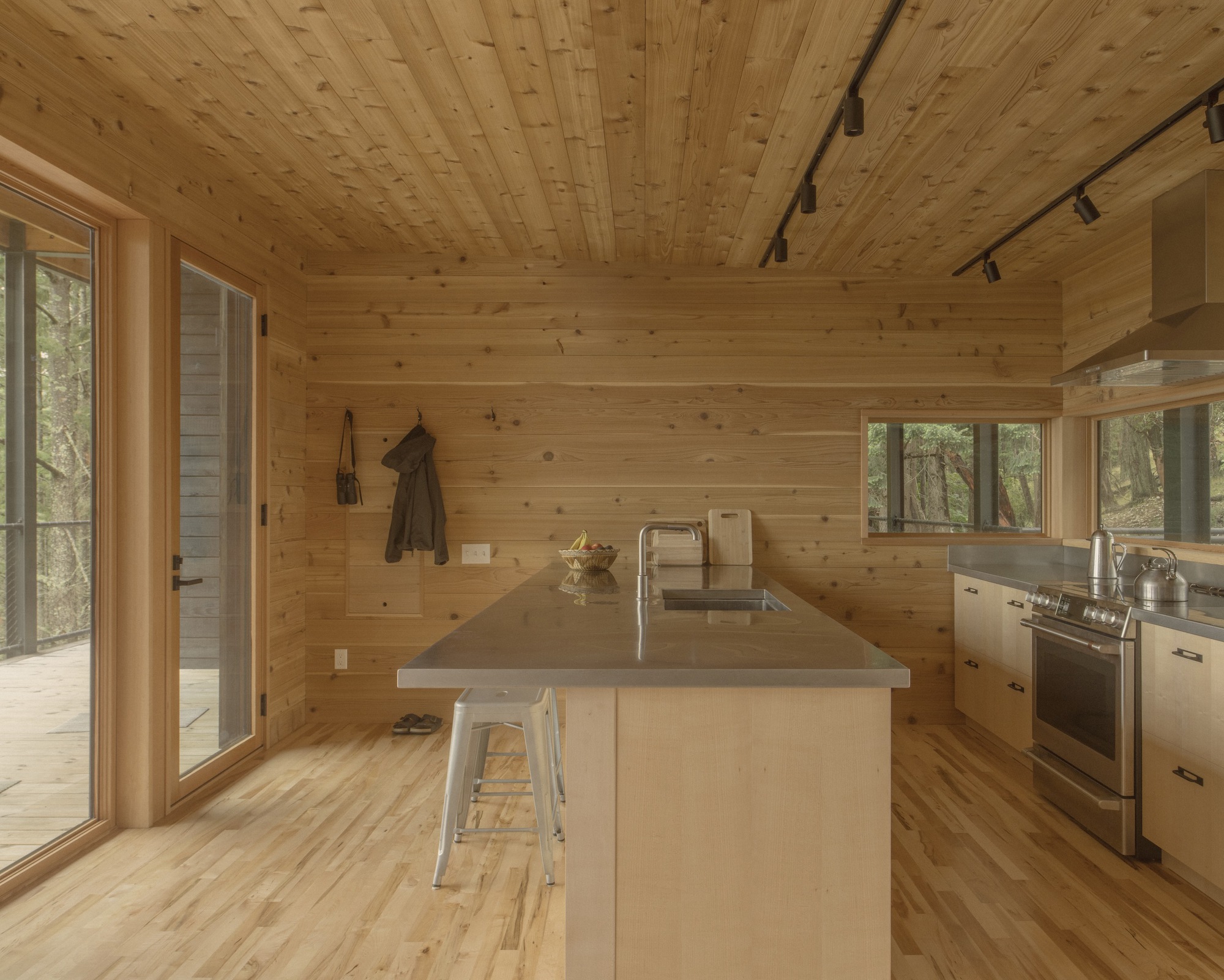 Trestle Cabin / Miller Hull Partnership