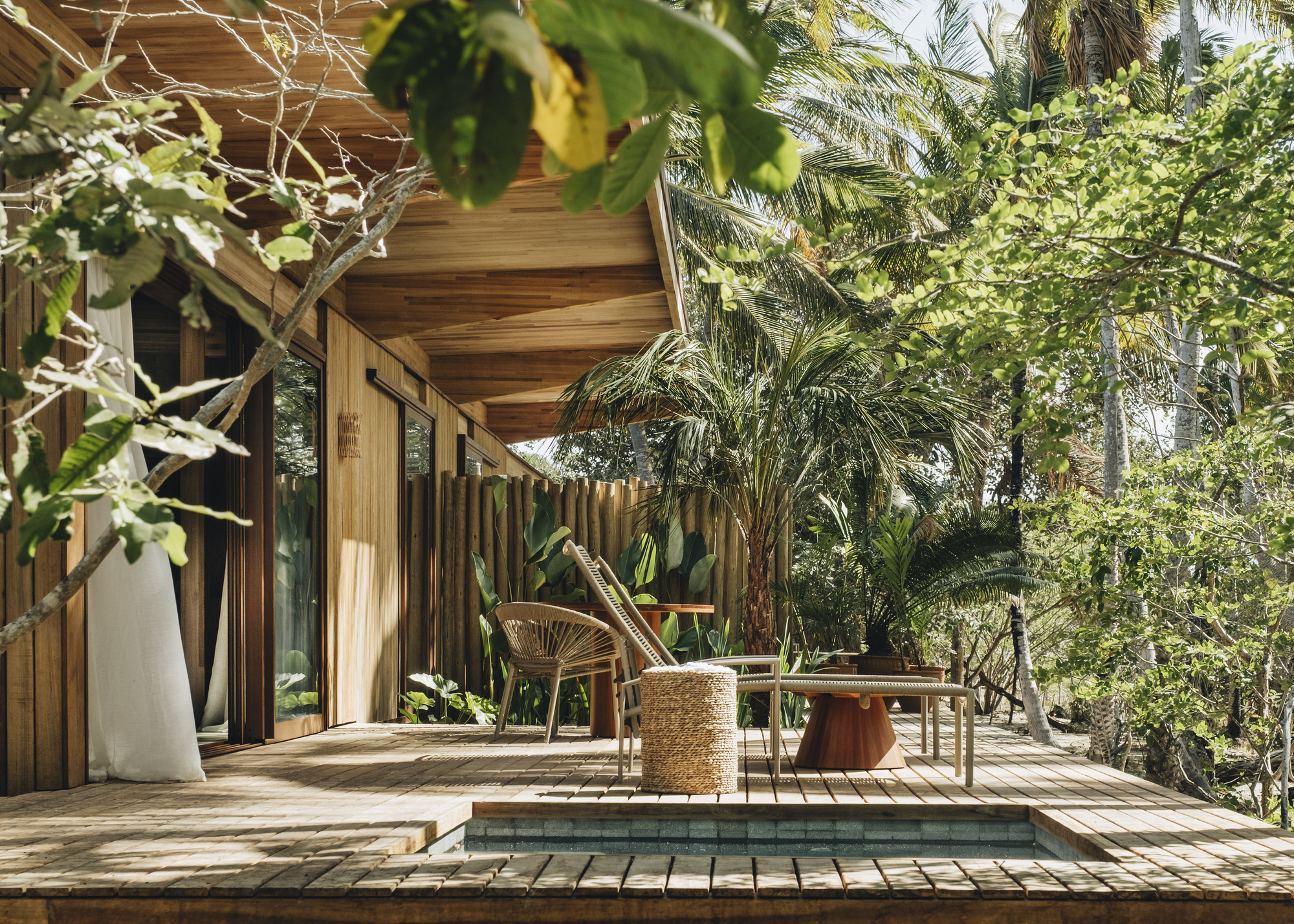 Casa Daia Bungalows / UNA Barbara e Valentim