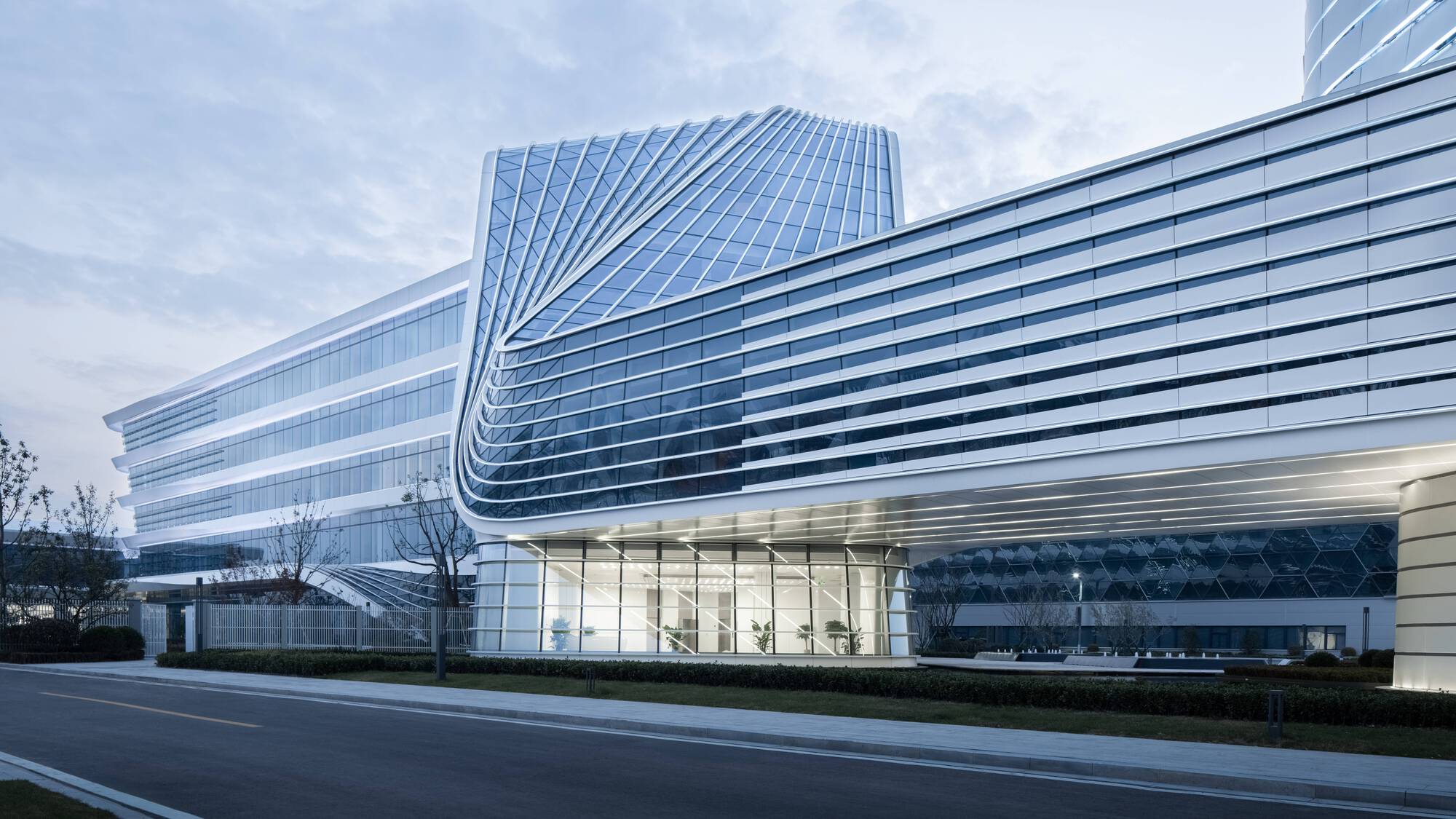 Zhenshi New Materials Industrial Park Phase I / YS-ONE DESIGN