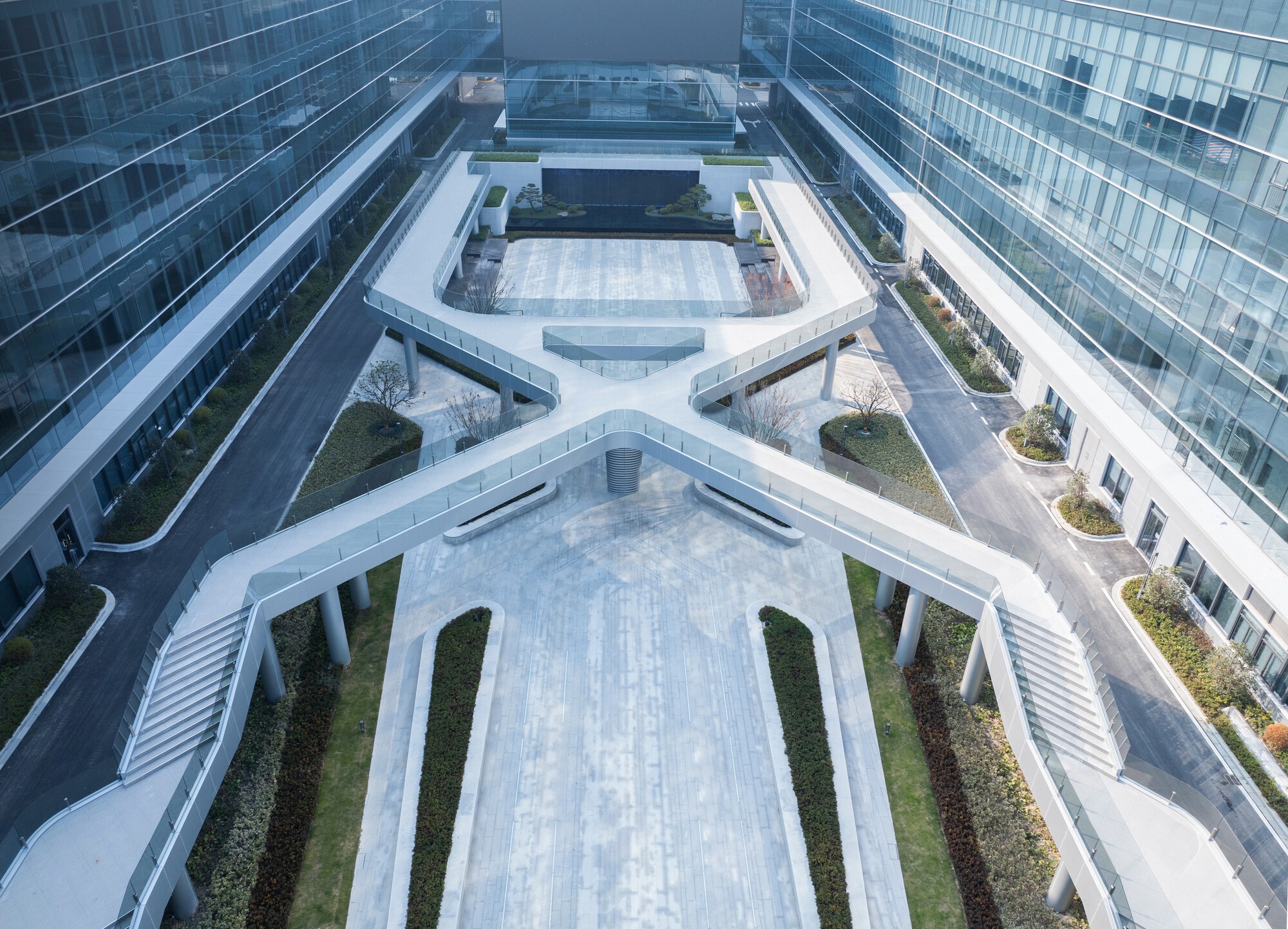 Zhenshi New Materials Industrial Park Phase I / YS-ONE DESIGN