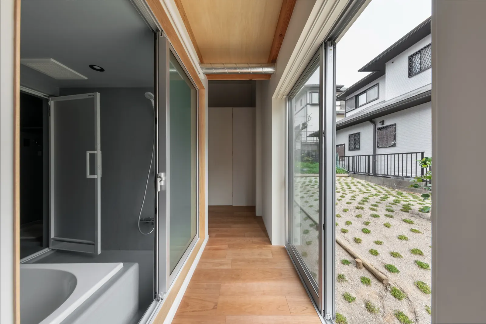 House off the Ground / nanometer architecture