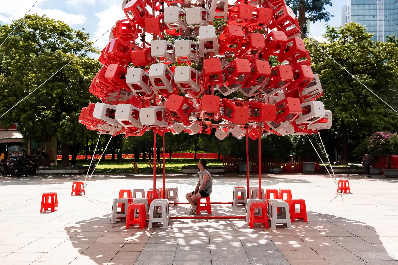 Stool Tower / 1Y Architects