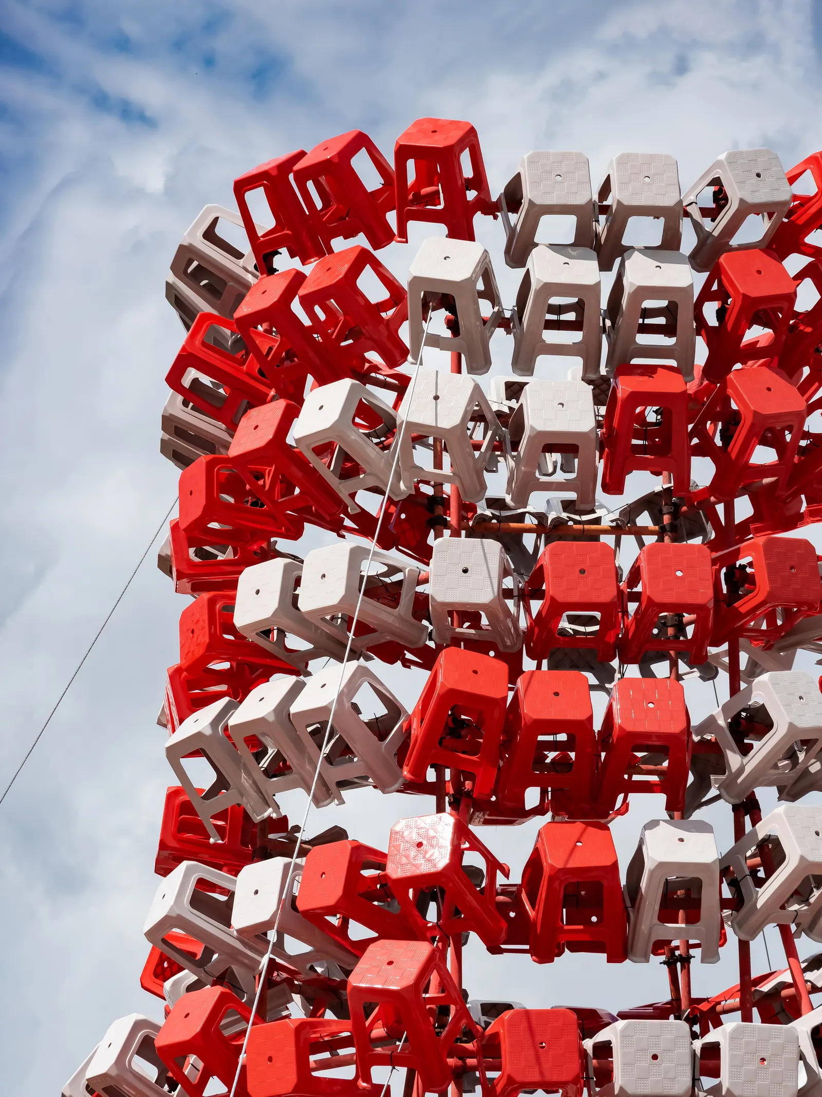 Stool Tower / 1Y Architects