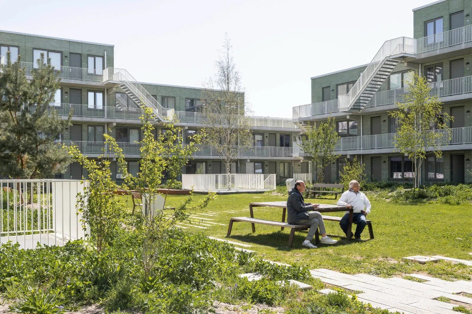 Steenzicht Social Housing / JVST: социальное жильё в Гааге как часть обновления De Zichten