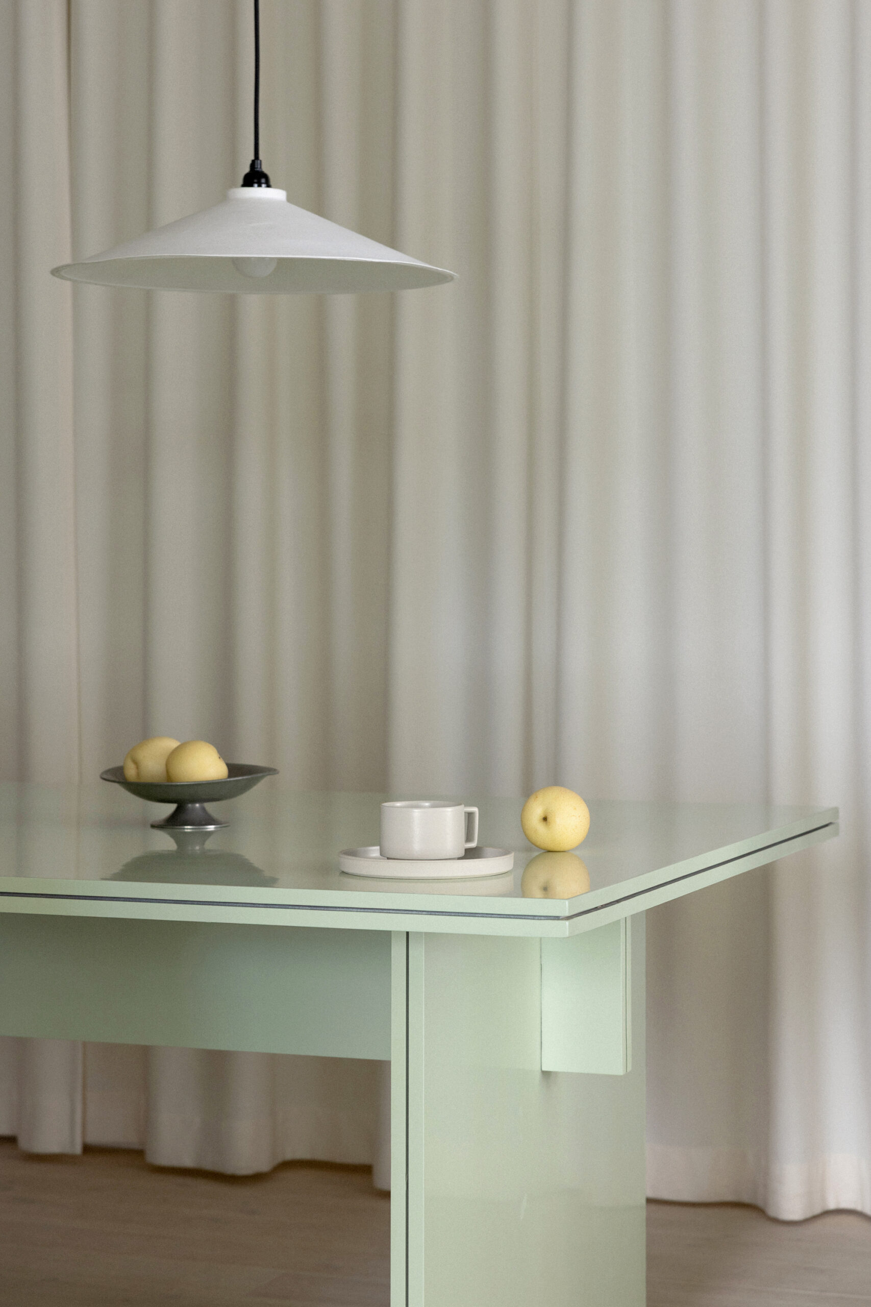 Салон Fantastic Frank в Стокгольме: реновация шоурума по проекту ASKA