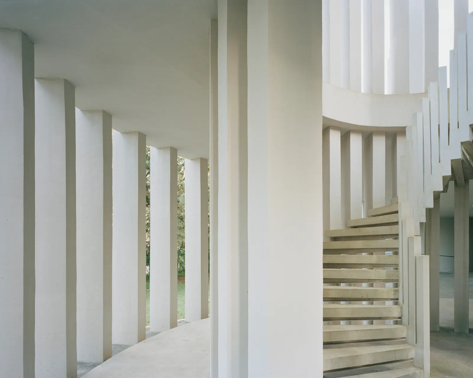 Santuario de La Salle / CAZA Architects
