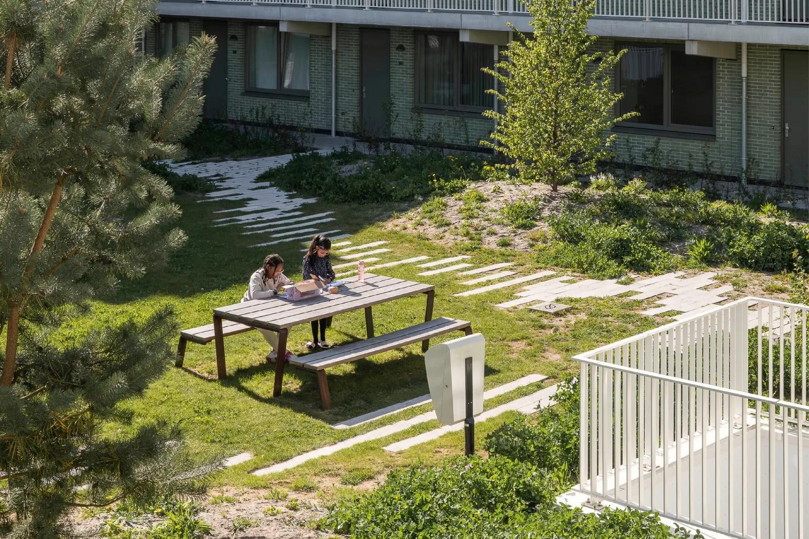 Steenzicht Social Housing / JVST: социальное жильё в Гааге как часть обновления De Zichten