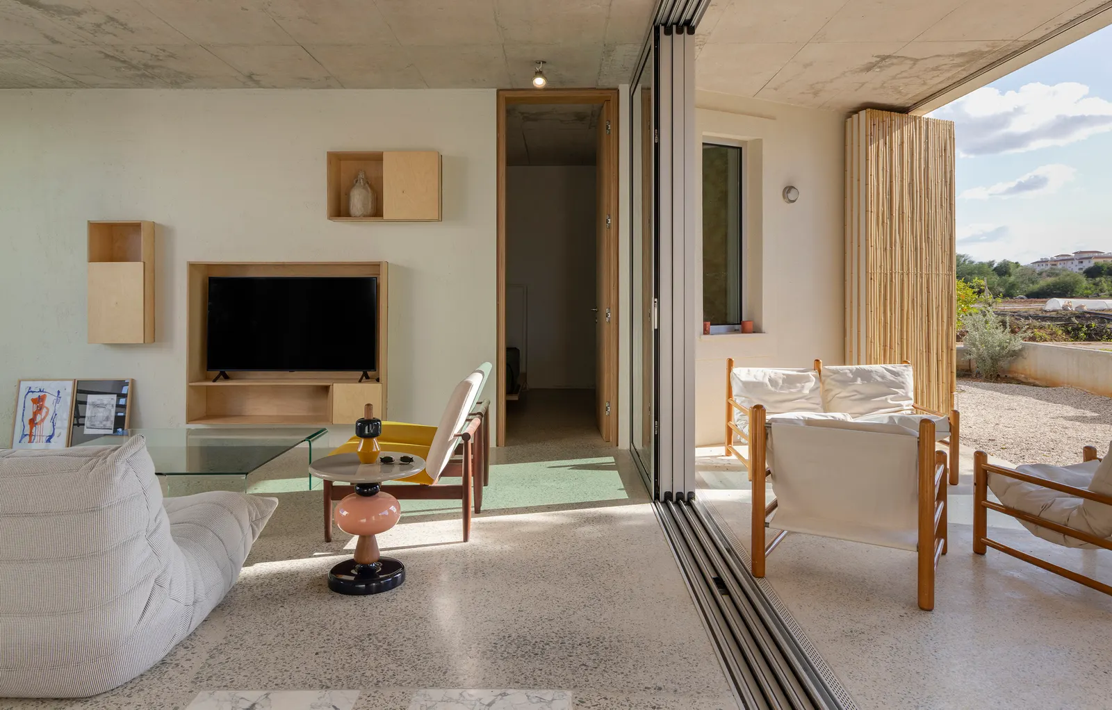 The Avlí Houses / Ona i Ona Architecture and Design