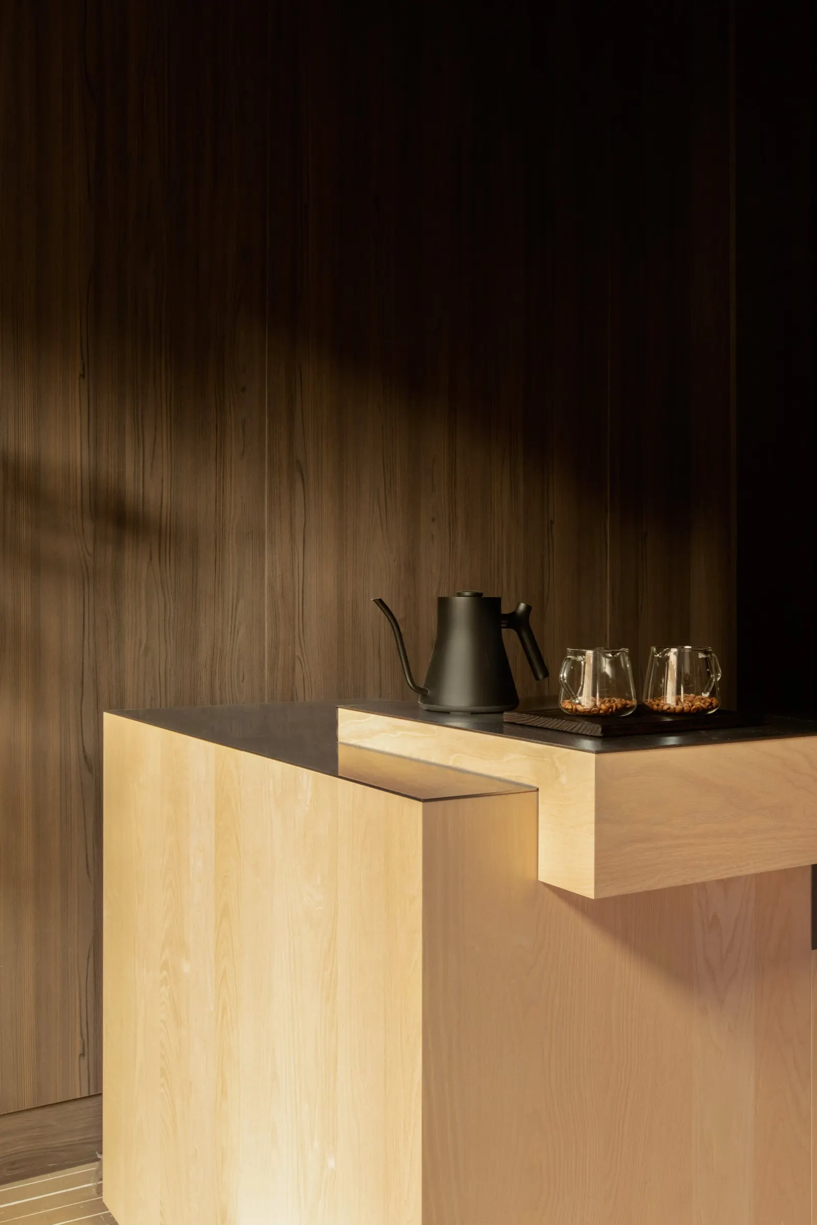 DAK Coffee Roasters / Barde + vanVoltt