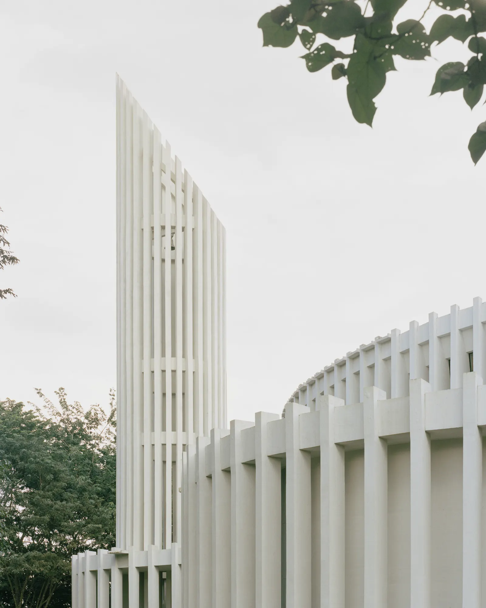 Santuario de La Salle / CAZA Architects