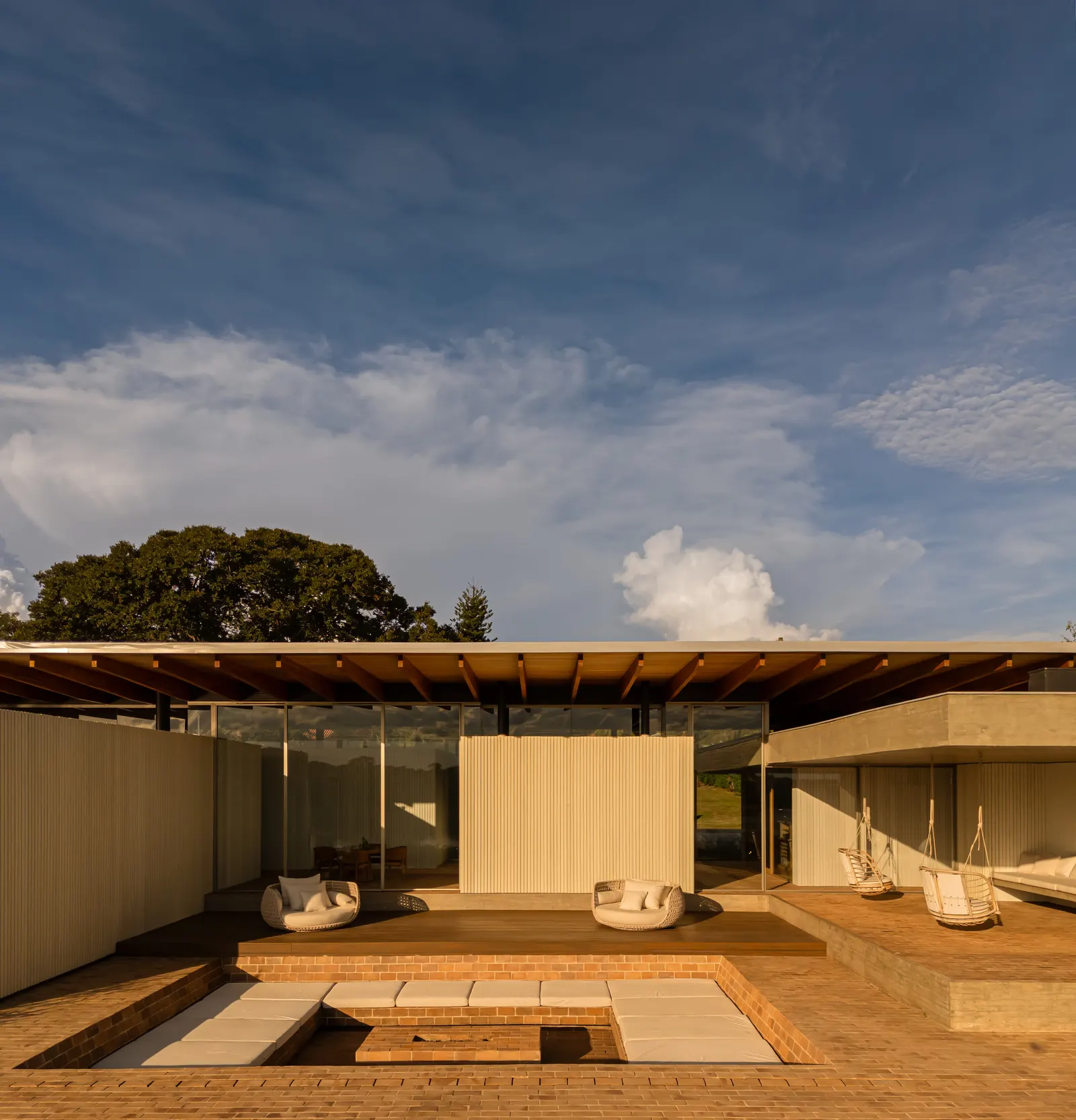 Alva House / Felipe Caboclo Arquitetura