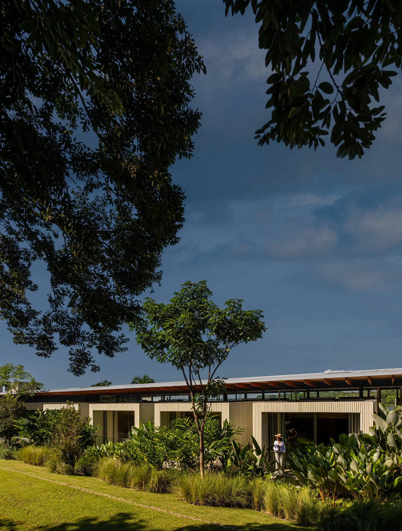 Alva House / Felipe Caboclo Arquitetura