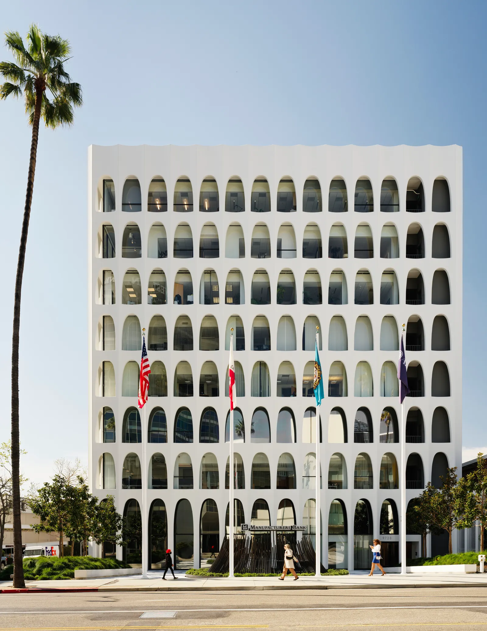 9720 Wilshire Building / Montalba Architects